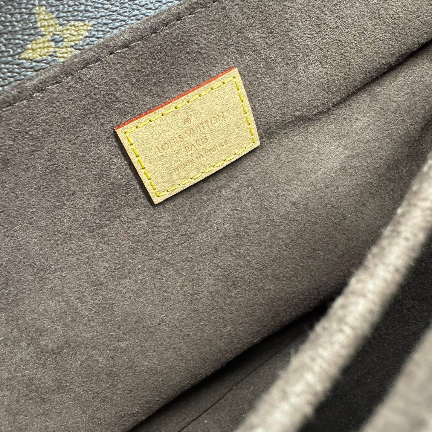 Louis Vuitton pochette Métis