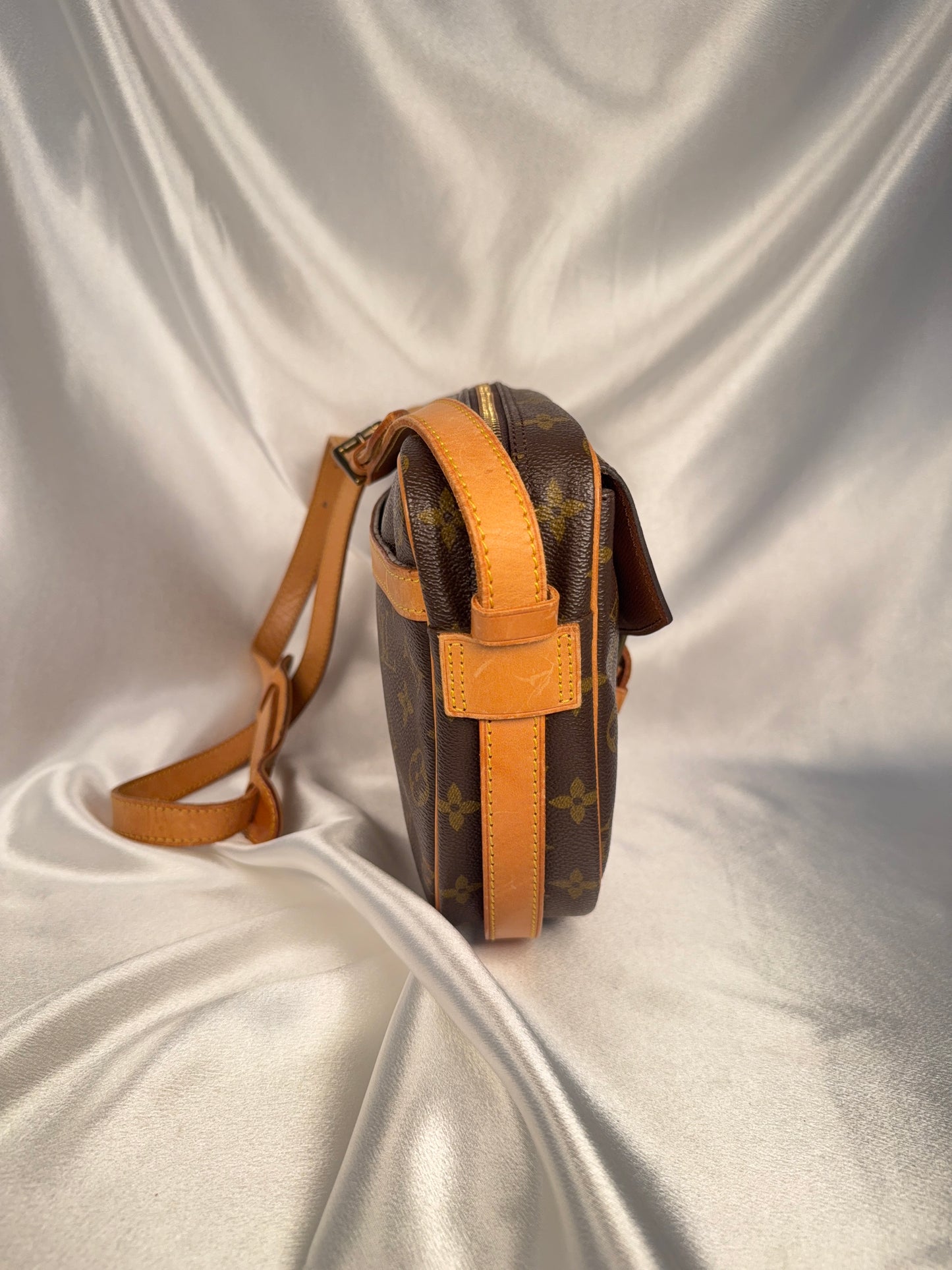Louis Vuitton Jeune Fille GM crossbody