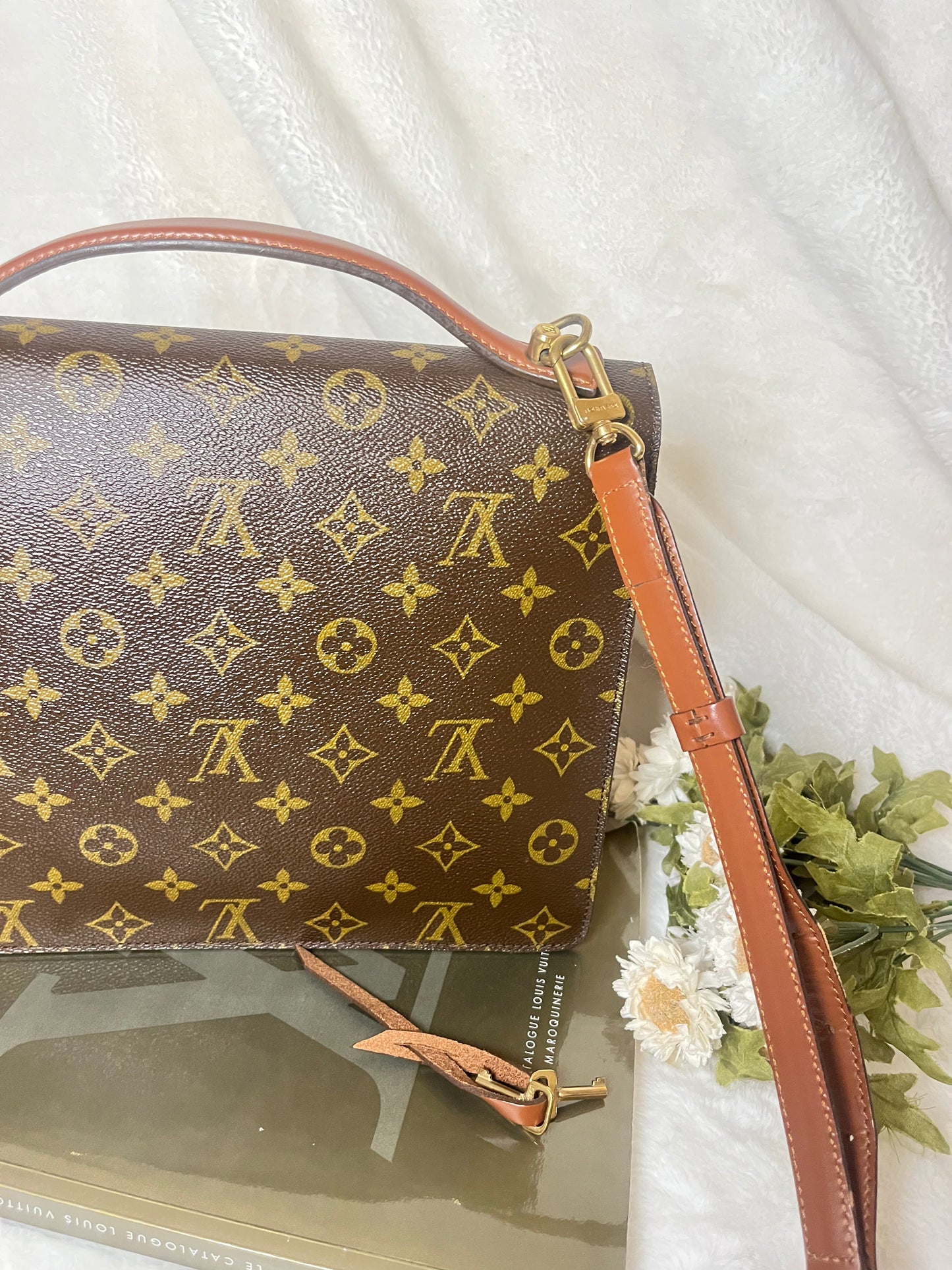 Authentic pre-owned Louis Vuitton Monceau crossbody shoulder bag