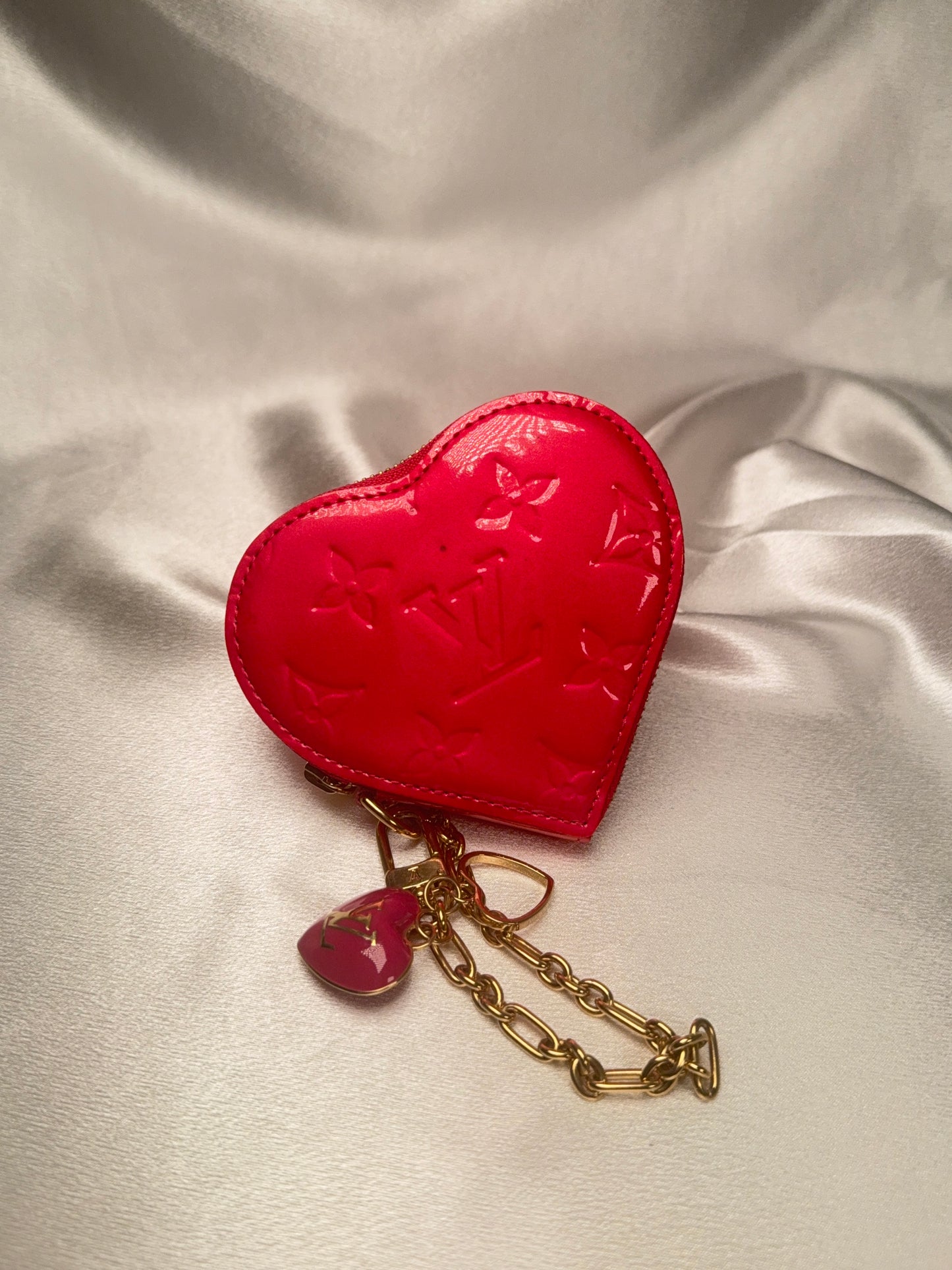 Louis Vuitton Vernis heart coin purse