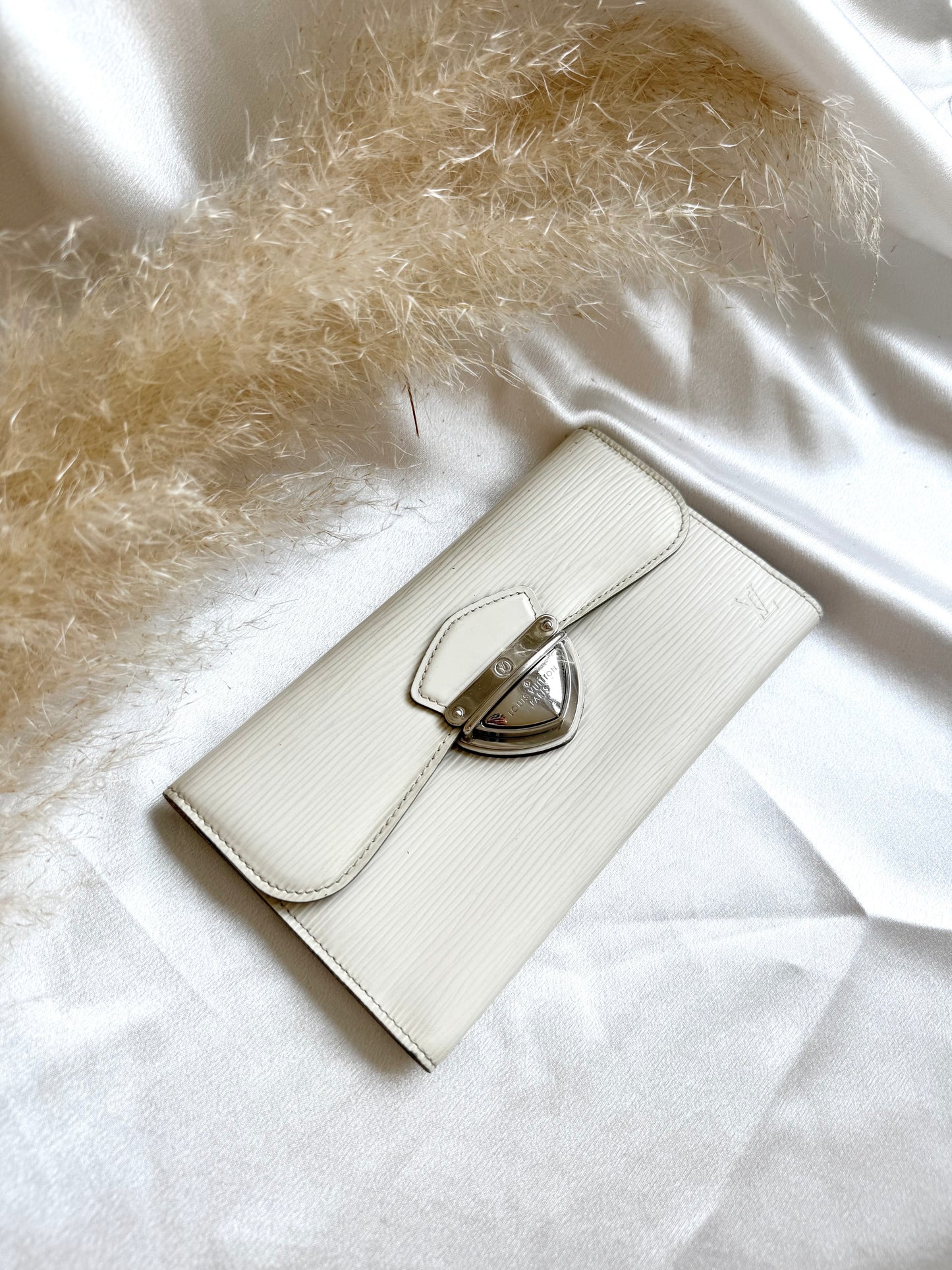 Louis Vuitton Epi Portefeiulle Eugenie Wallet