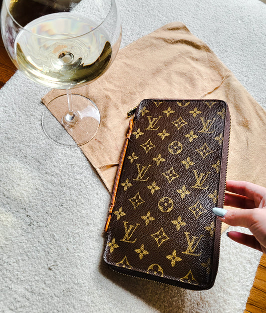 Authentic pre-owned Louis Vuitton organizer de voyage travel organizer