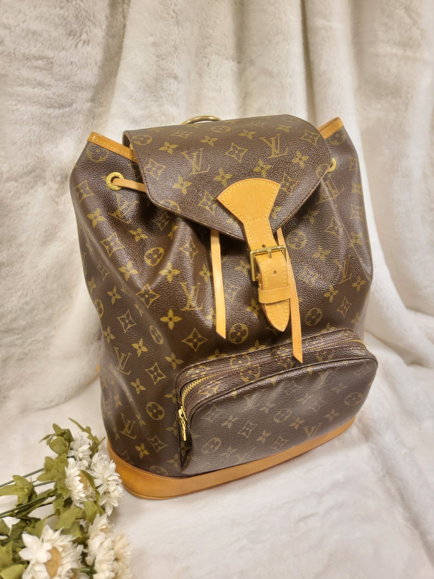 Authentic pre-owned Louis Vuitton Montsouris GM backpack