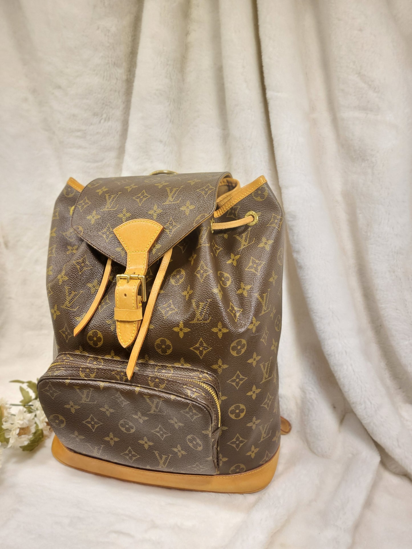 Authentic pre-owned Louis Vuitton Montsouris GM backpack