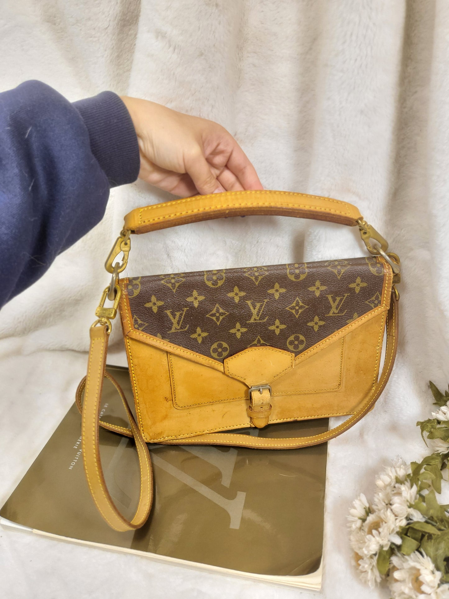 Authentic pre-owned Louis Vuitton sac biface calfskin hinomoto limited edition crossbody shoulder bag