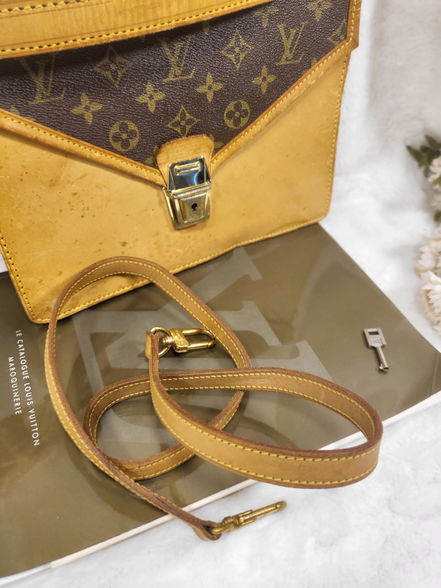 Authentic pre-owned Louis Vuitton sac biface calfskin hinomoto limited edition crossbody shoulder bag