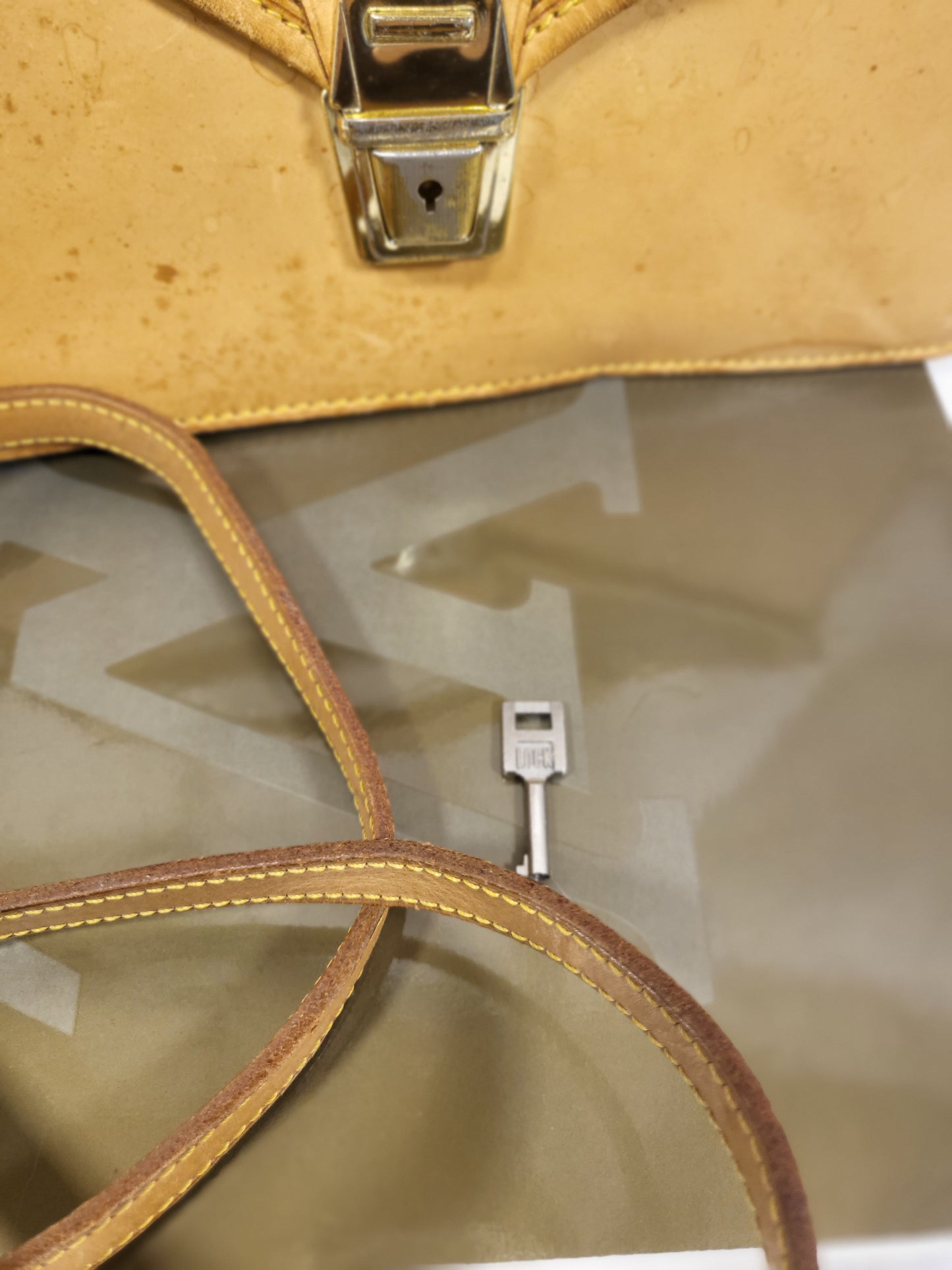 Authentic pre-owned Louis Vuitton sac biface calfskin hinomoto limited edition crossbody shoulder bag