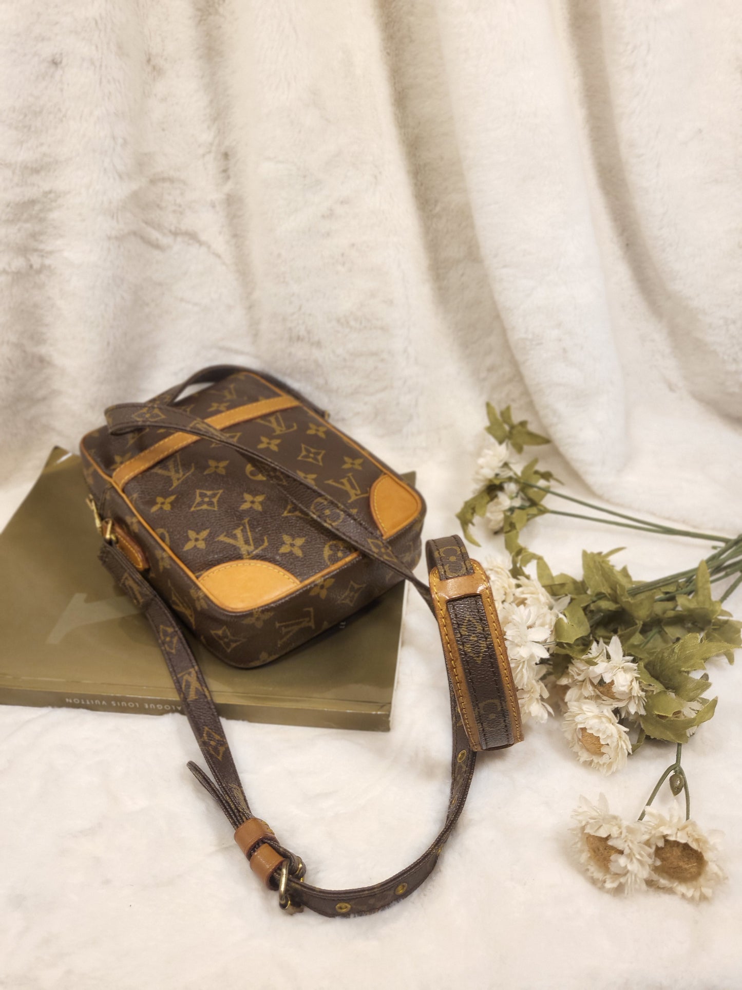 Authentic pre-owned Louis Vuitton Danube pm crossbody shoulder bag
