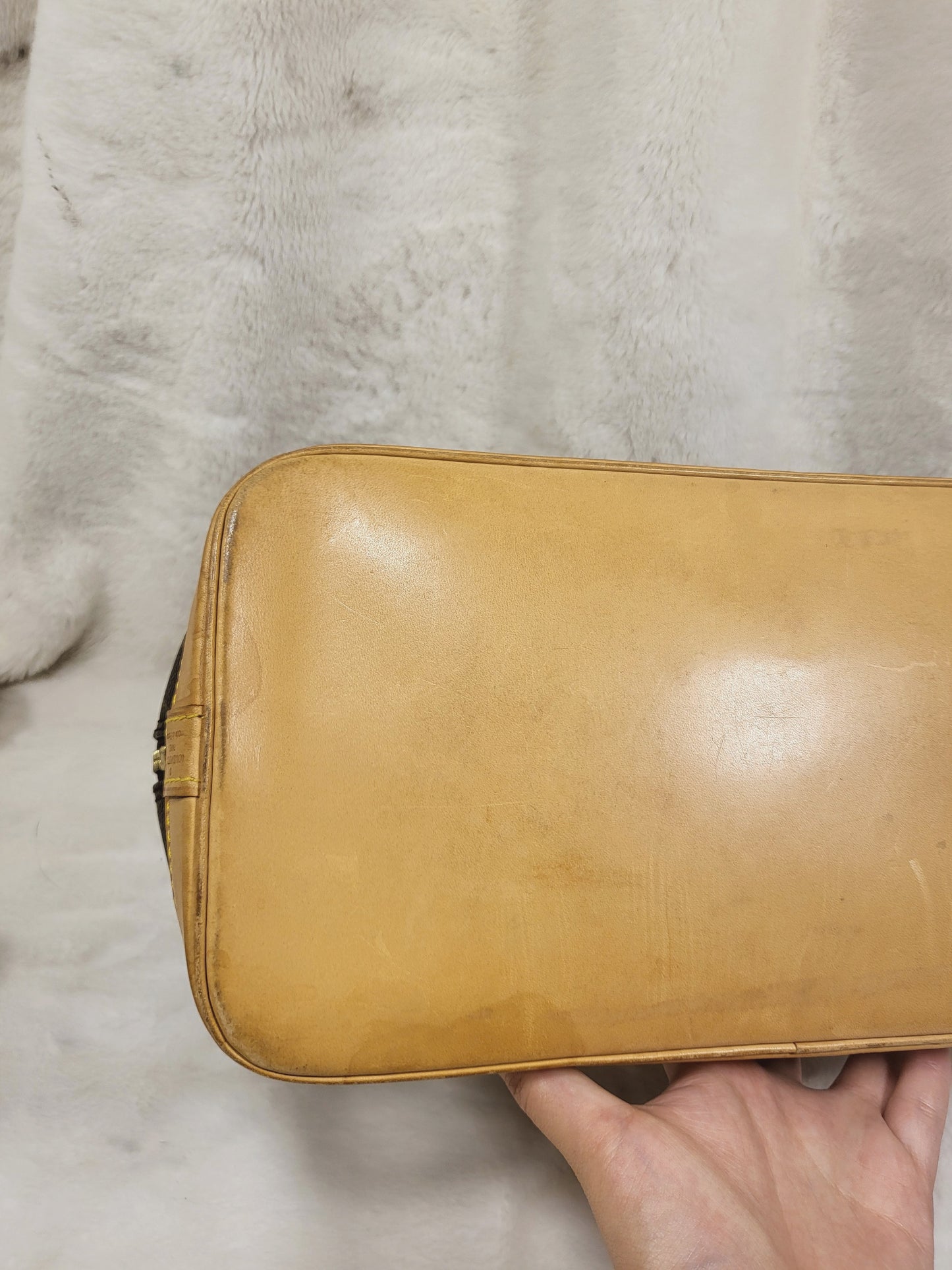 Authentic pre-owned Louis Vuitton Alma pm