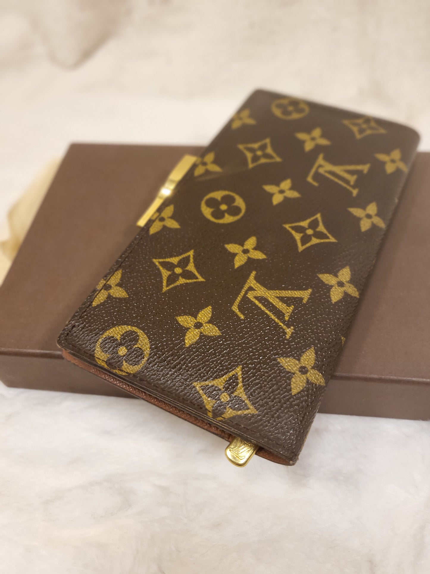 Authentic pre-owned Louis Vuitton Continental wallet