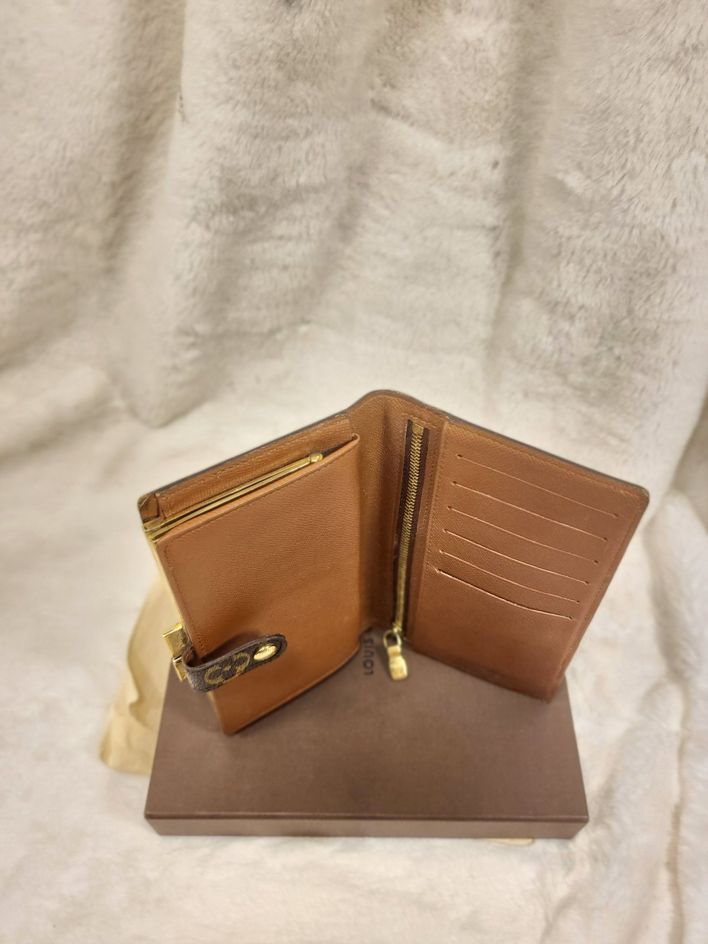 Authentic pre-owned Louis Vuitton Continental wallet