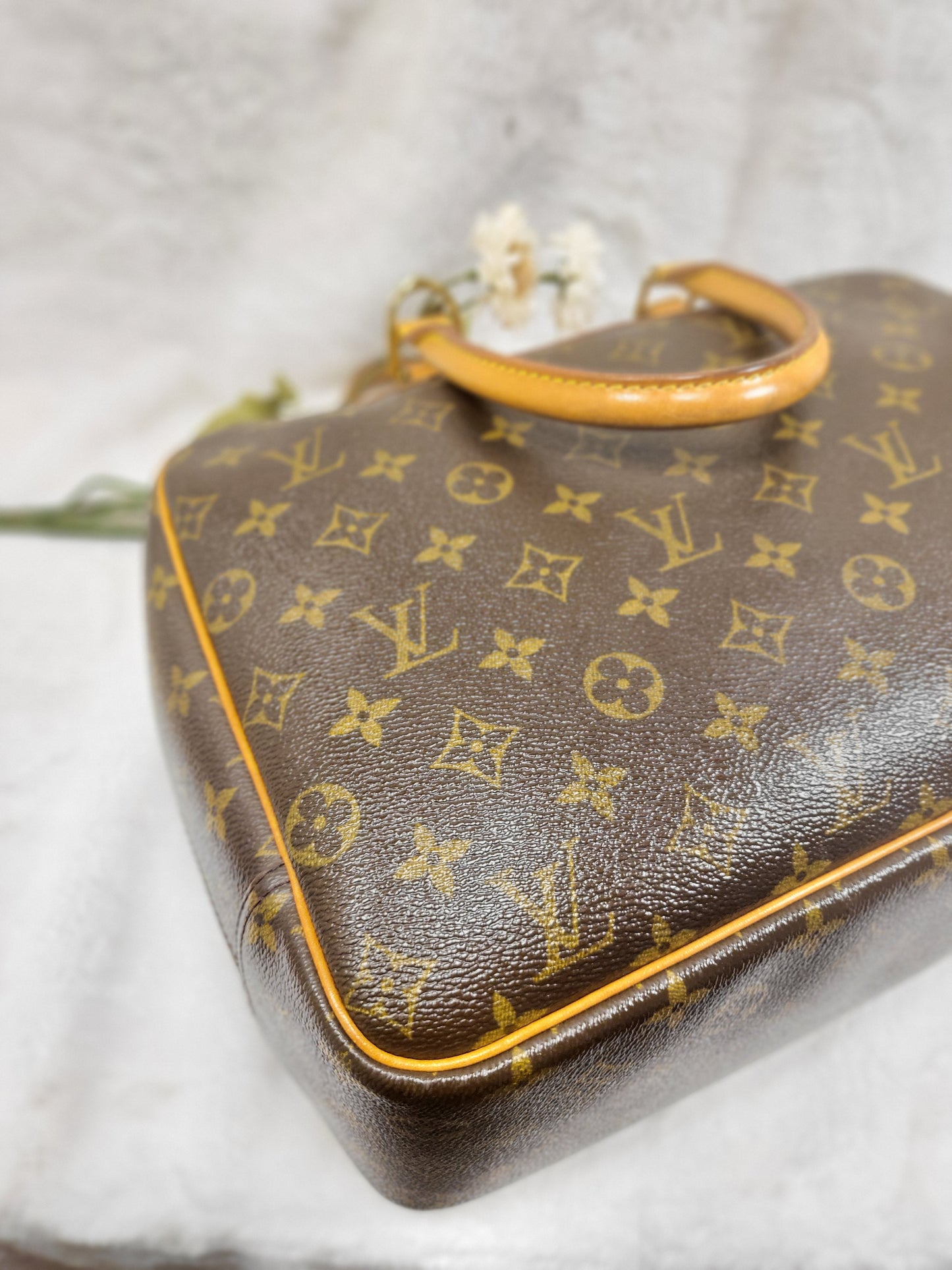 Authentic pre-owned Louis Vuitton Deauville top handle bag