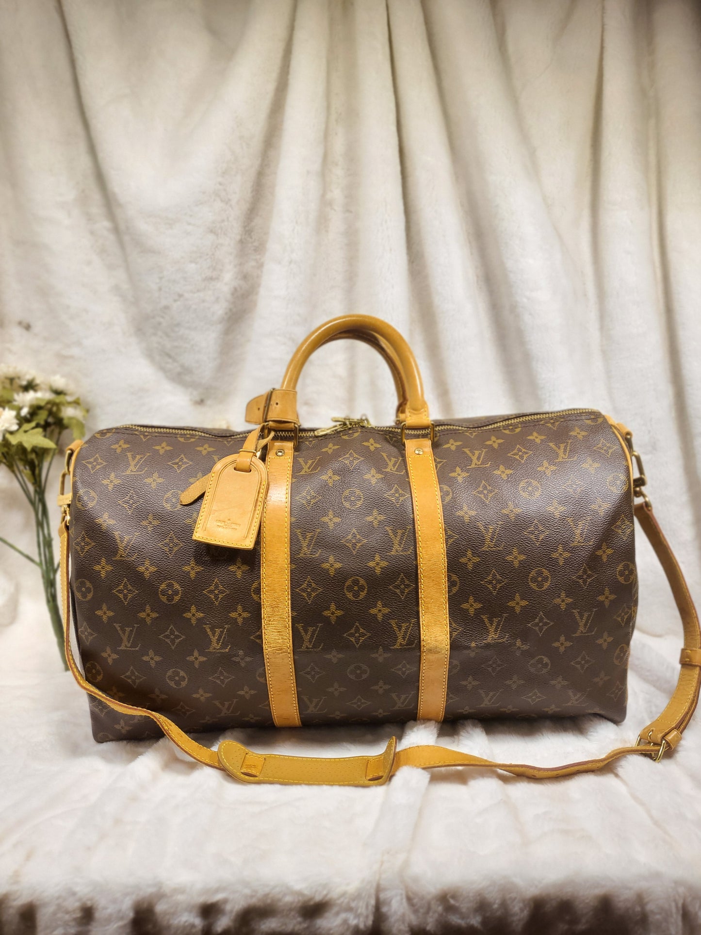 Authentic pre-owned Louis Vuitton Keepall 50 bandoliere travel luggage bag