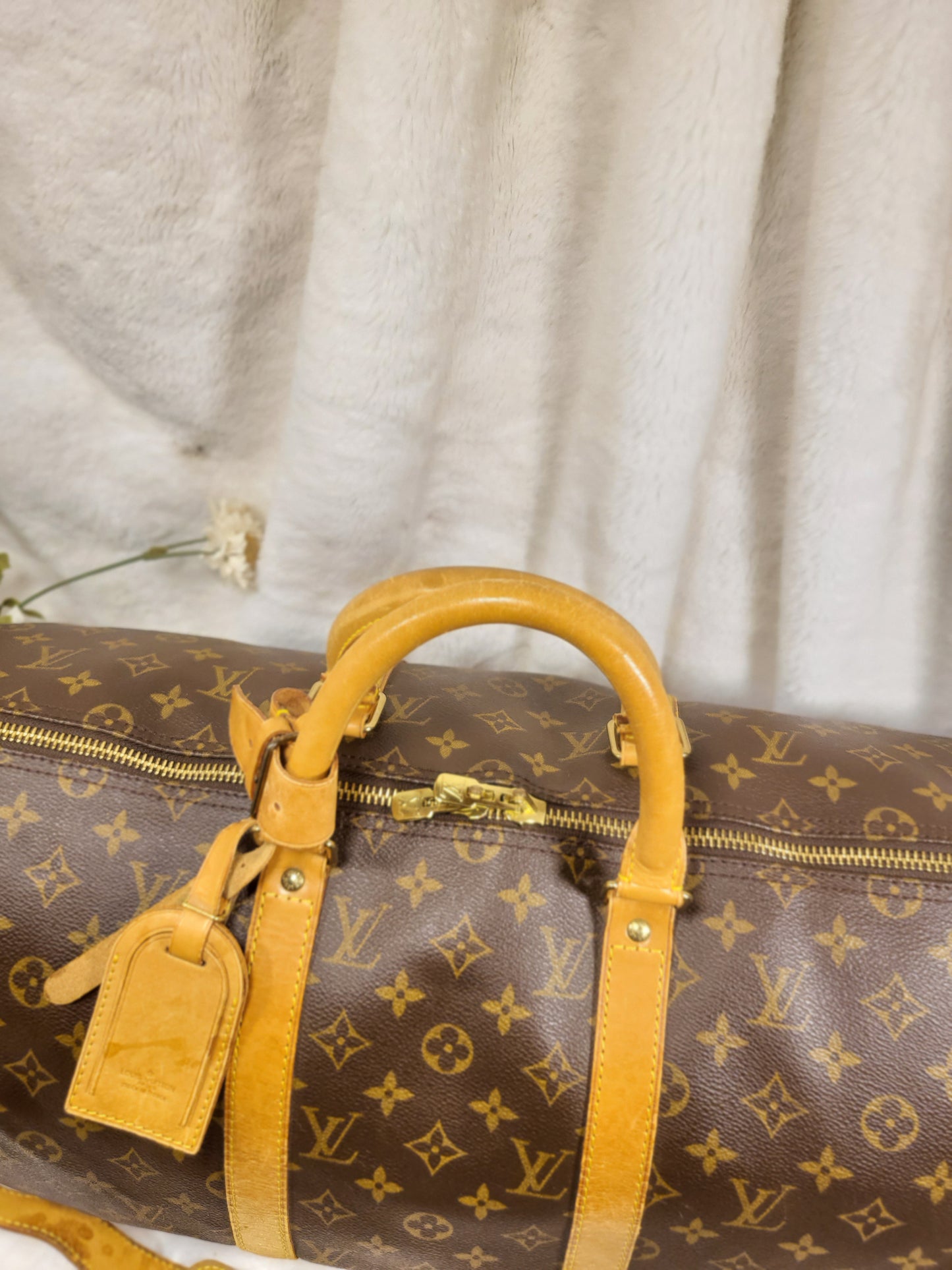 Authentic pre-owned Louis Vuitton Keepall 50 bandoliere travel luggage bag