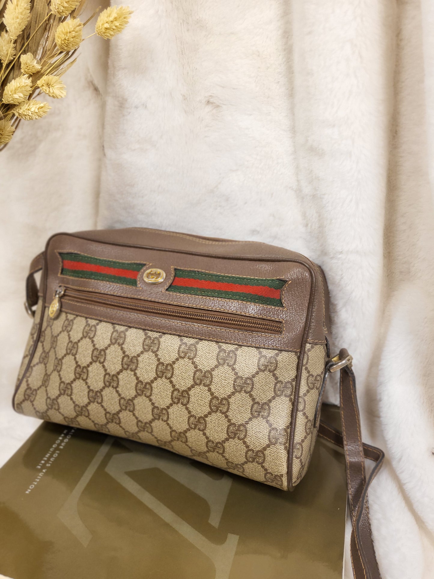 Authentic pre-owned Gucci sherry line crossbody shoulder bag