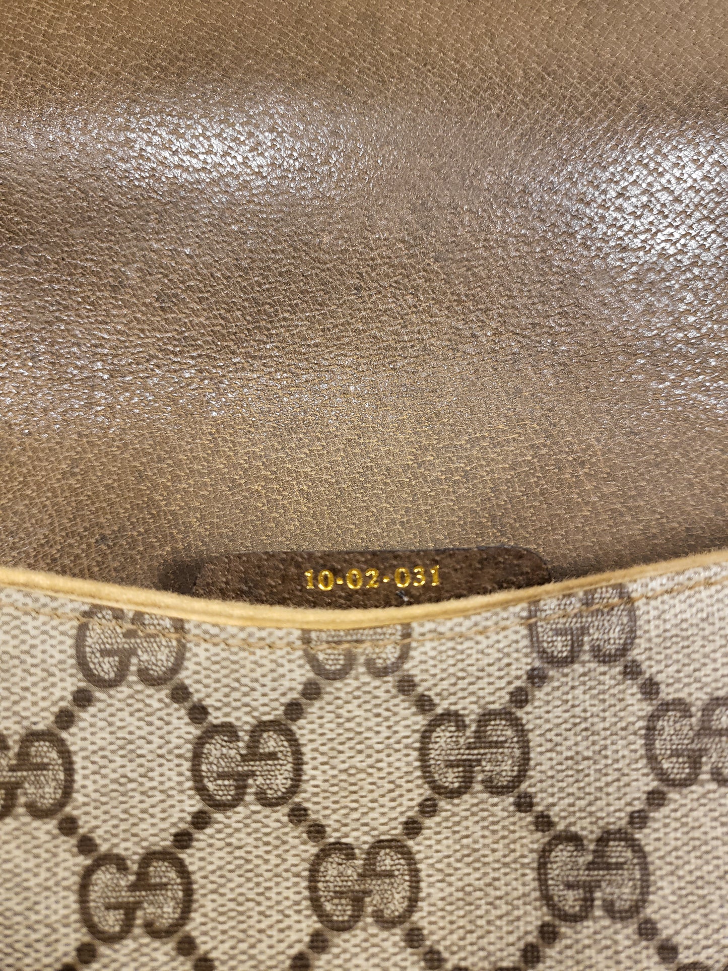 Authentic pre-owned vintage Gucci crossbody shoulder bag