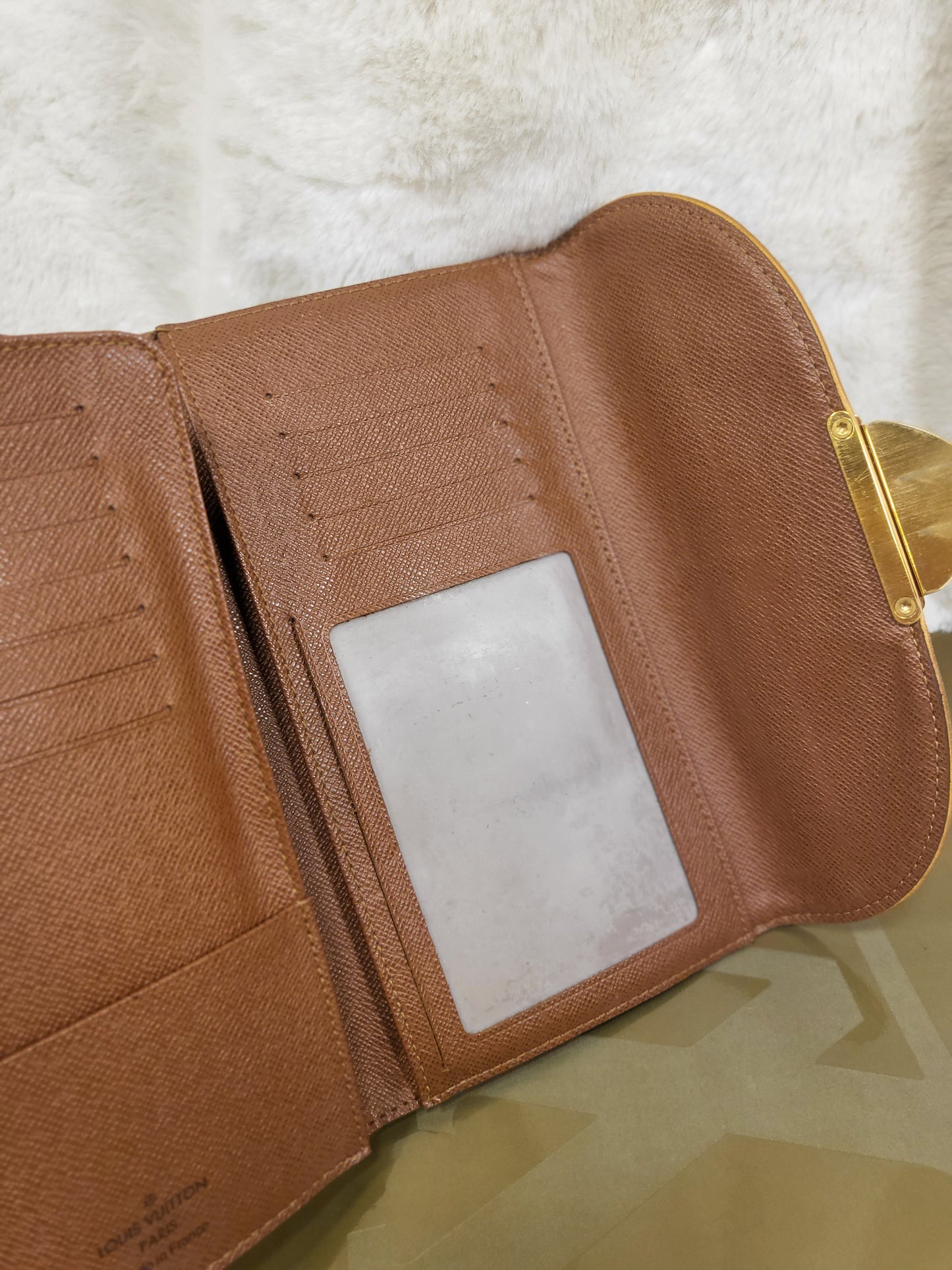 Authentic pre-owned Louis Vuitton Portefeuille Eugenie long wallet
