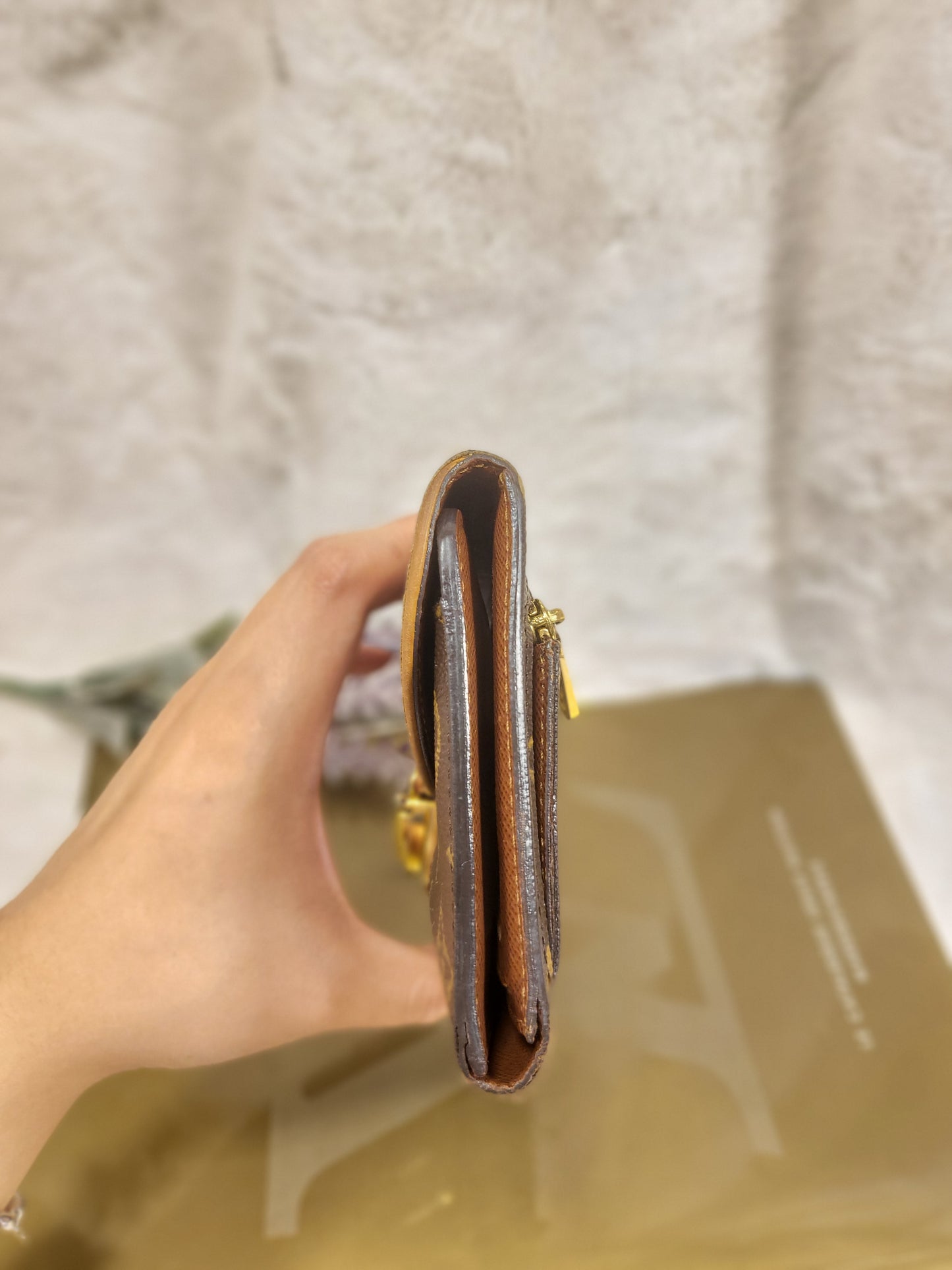 Authentic pre-owned Louis Vuitton Portefeuille Eugenie long wallet