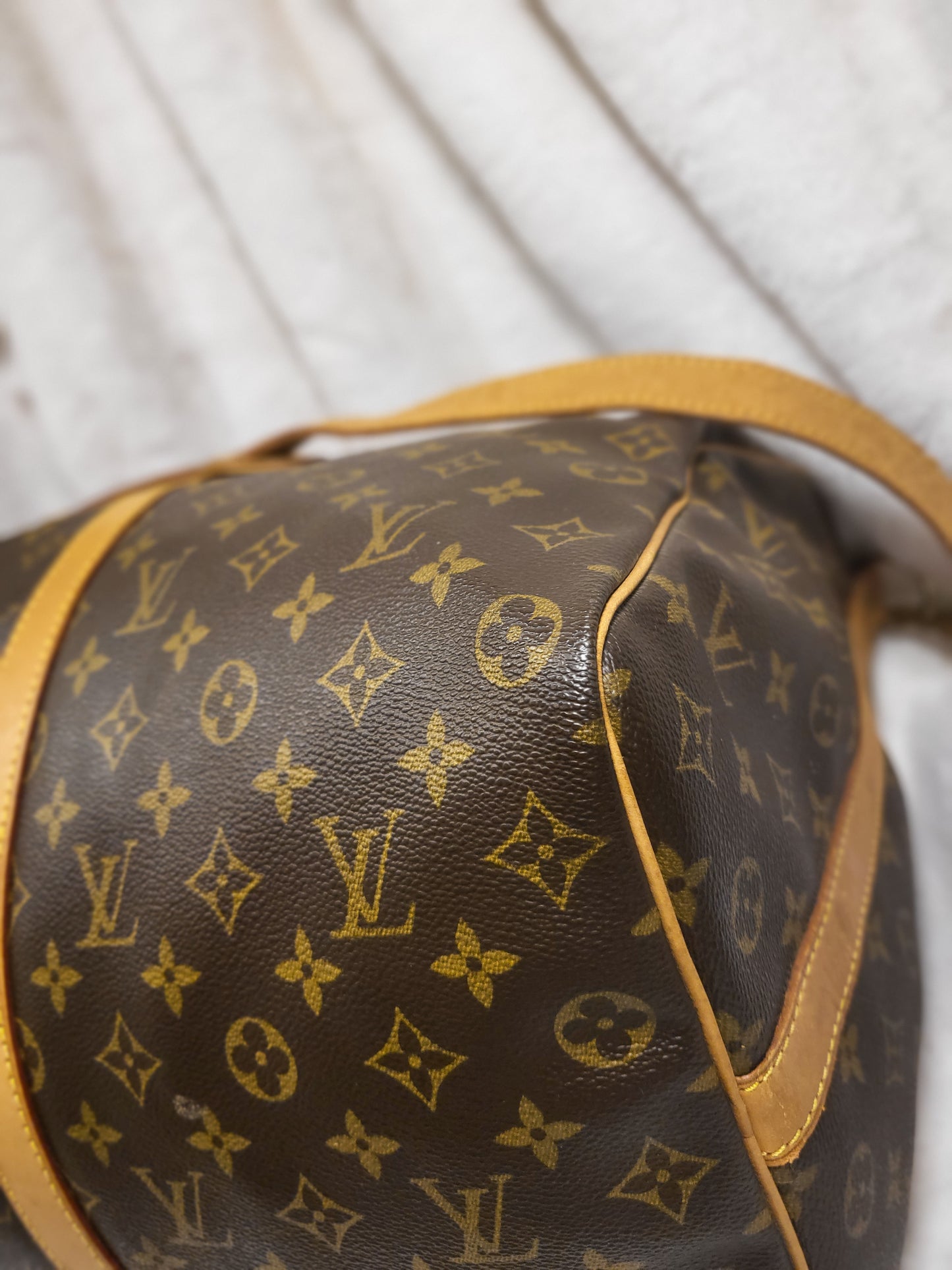 Authentic pre-owned Louis Vuitton Keepall 50 bandoliere travel luggage bag