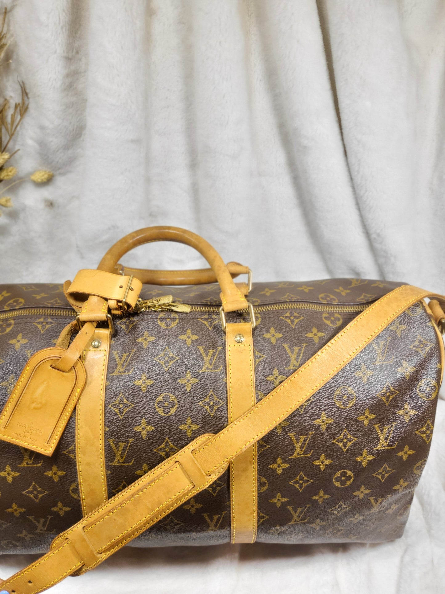 Authentic pre-owned Louis Vuitton Keepall 50 bandoliere travel luggage bag