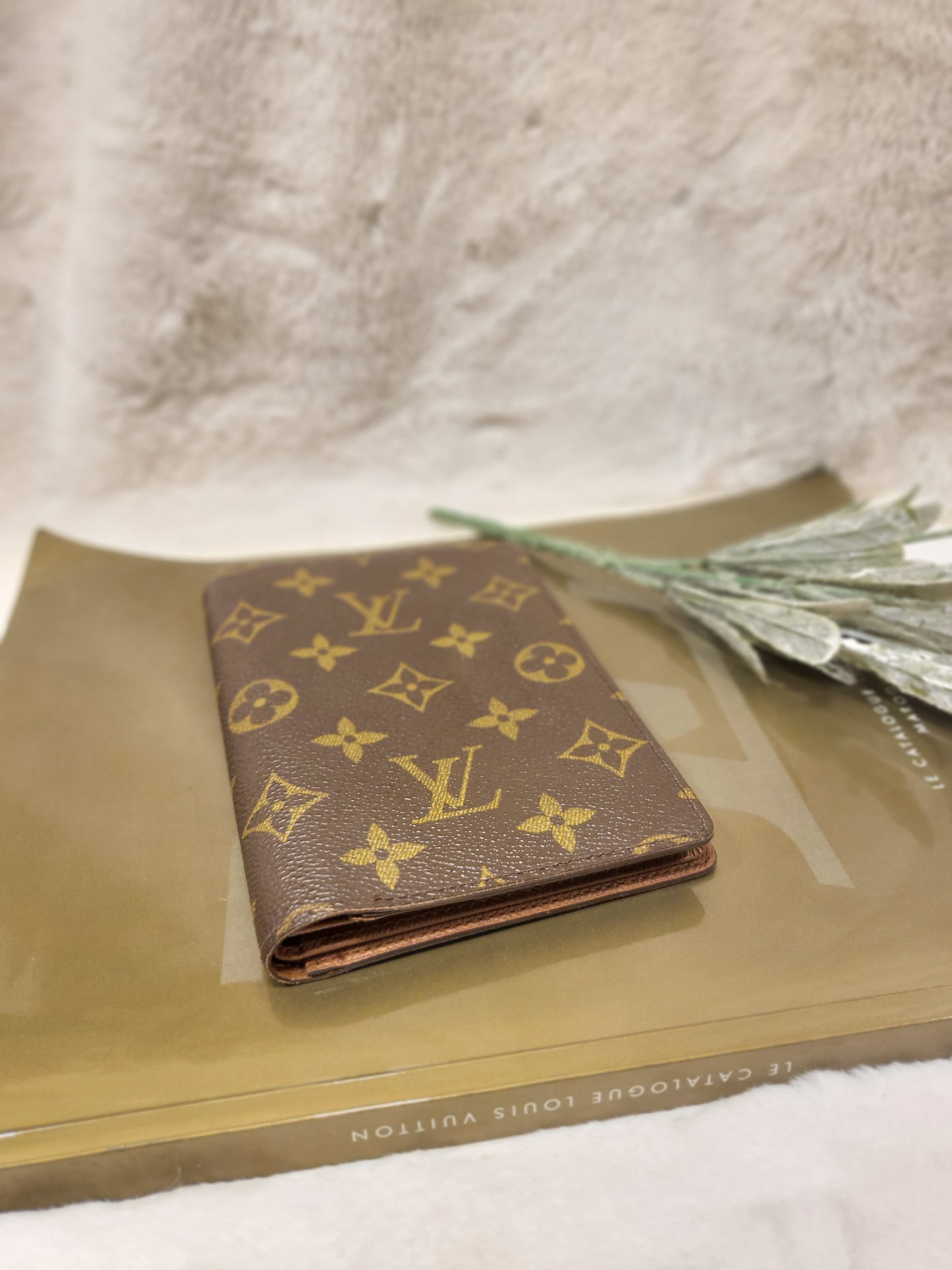 Authentic pre-owned Louis Vuitton passport holder