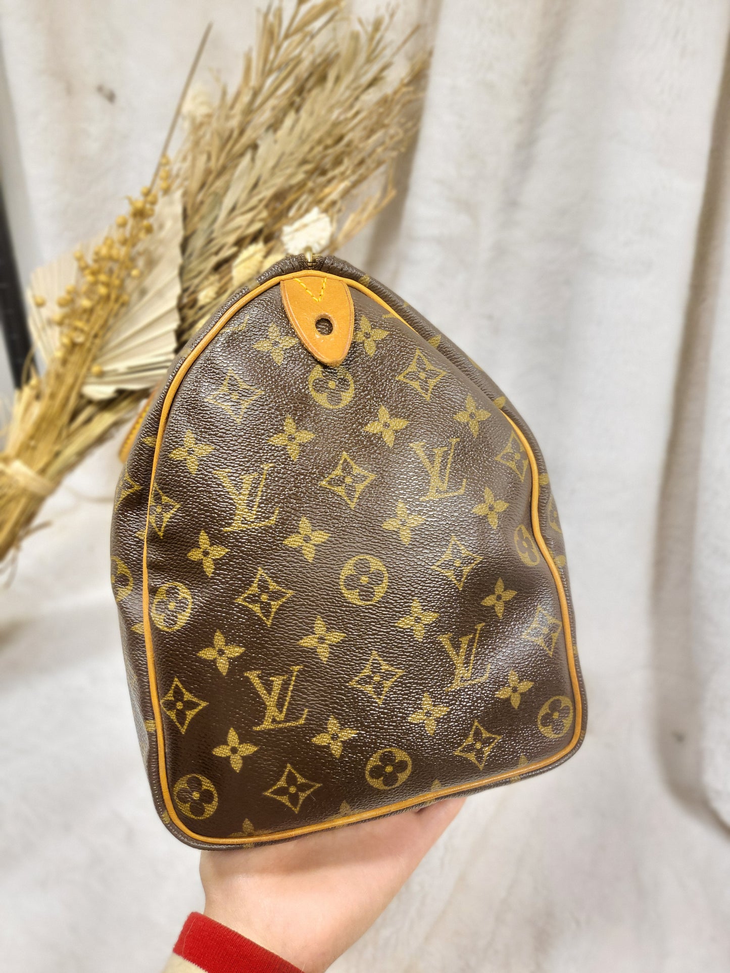 Authentic pre-owned Louis Vuitton Speedy 35