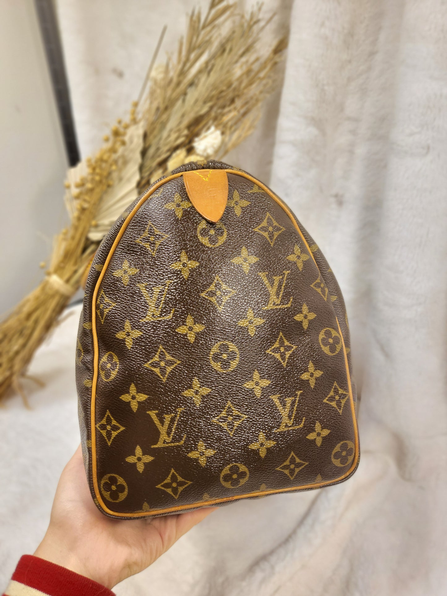 Authentic pre-owned Louis Vuitton Speedy 35