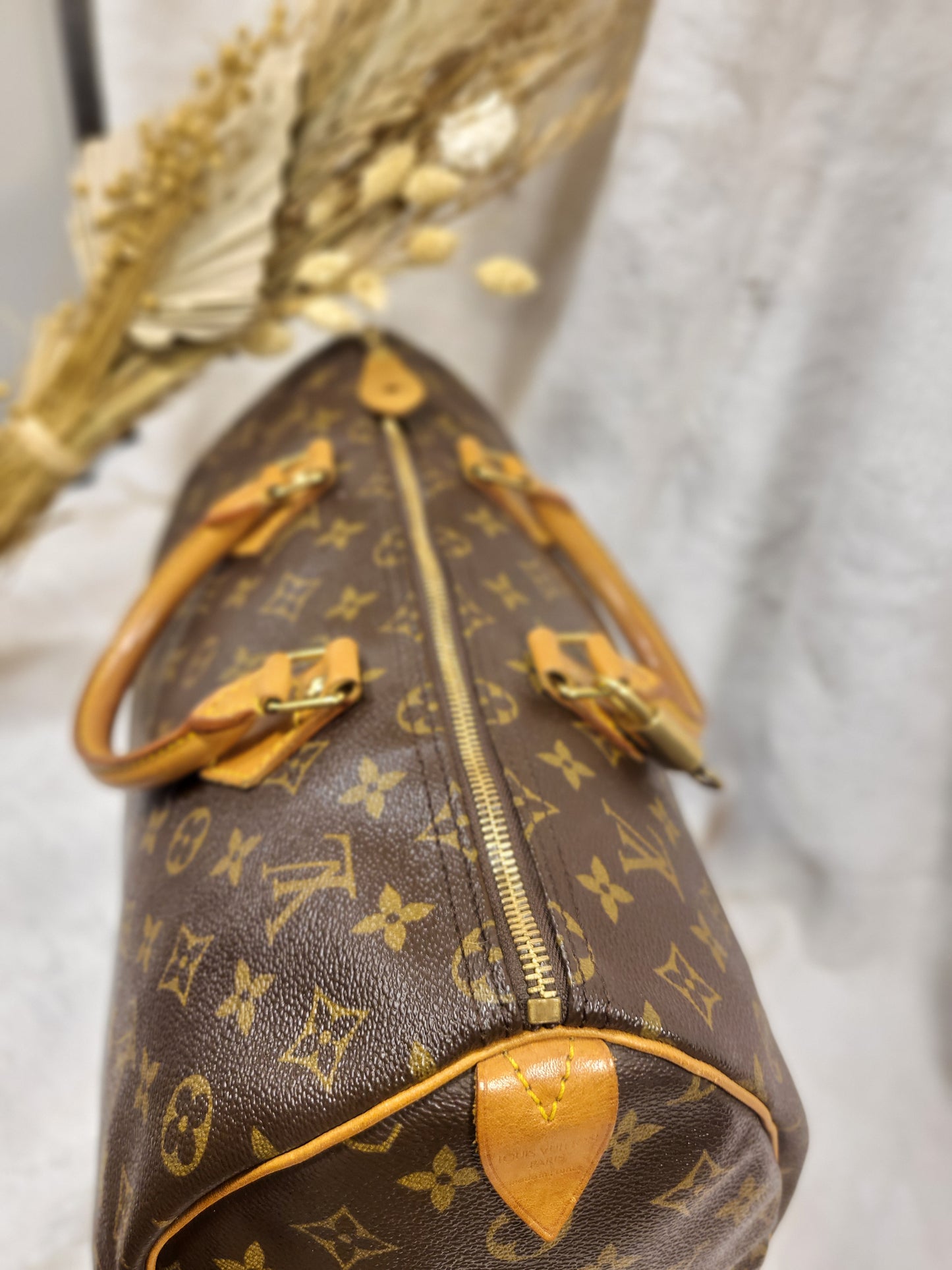 Authentic pre-owned Louis Vuitton Speedy 35
