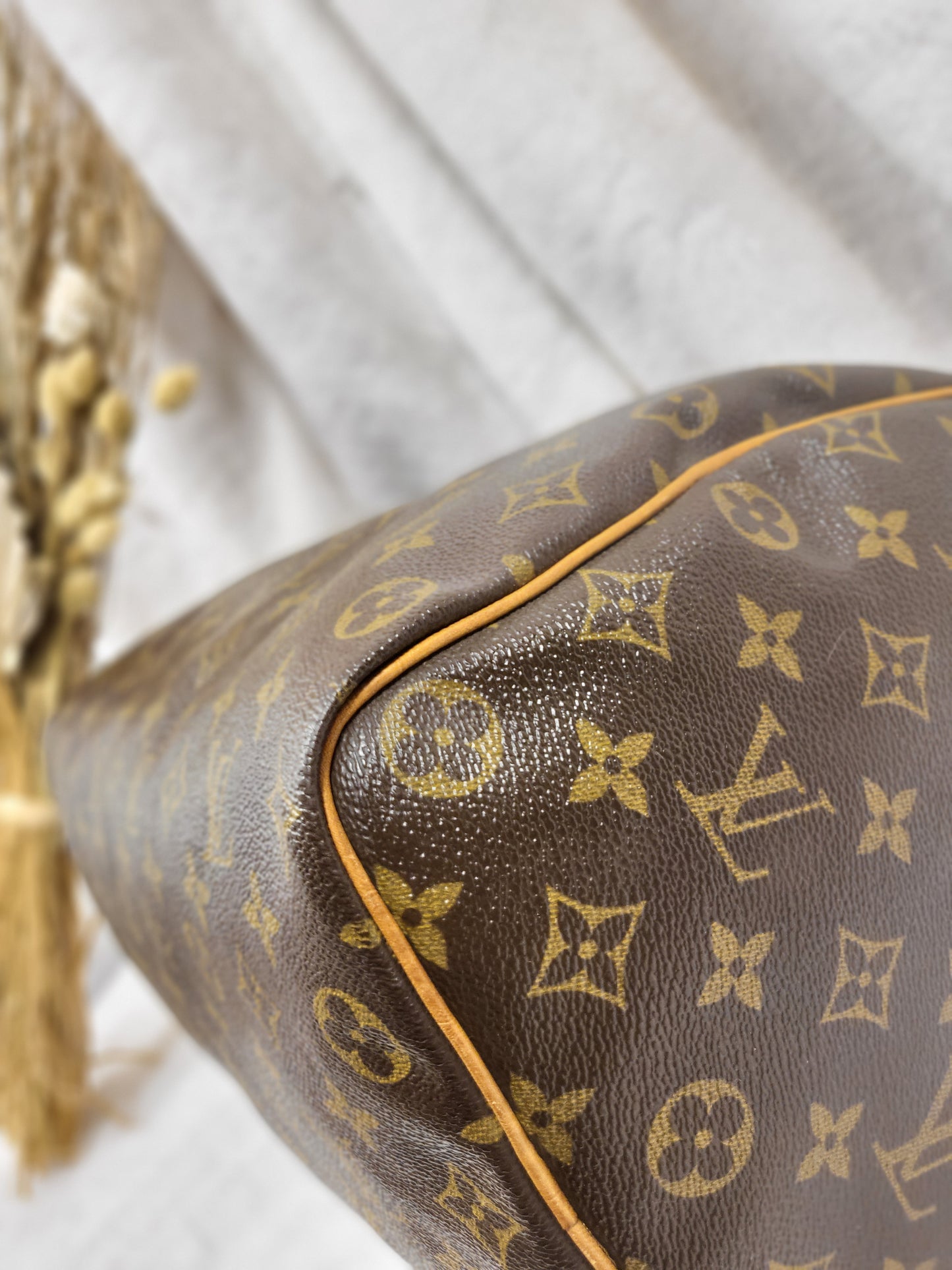 Authentic pre-owned Louis Vuitton Speedy 35