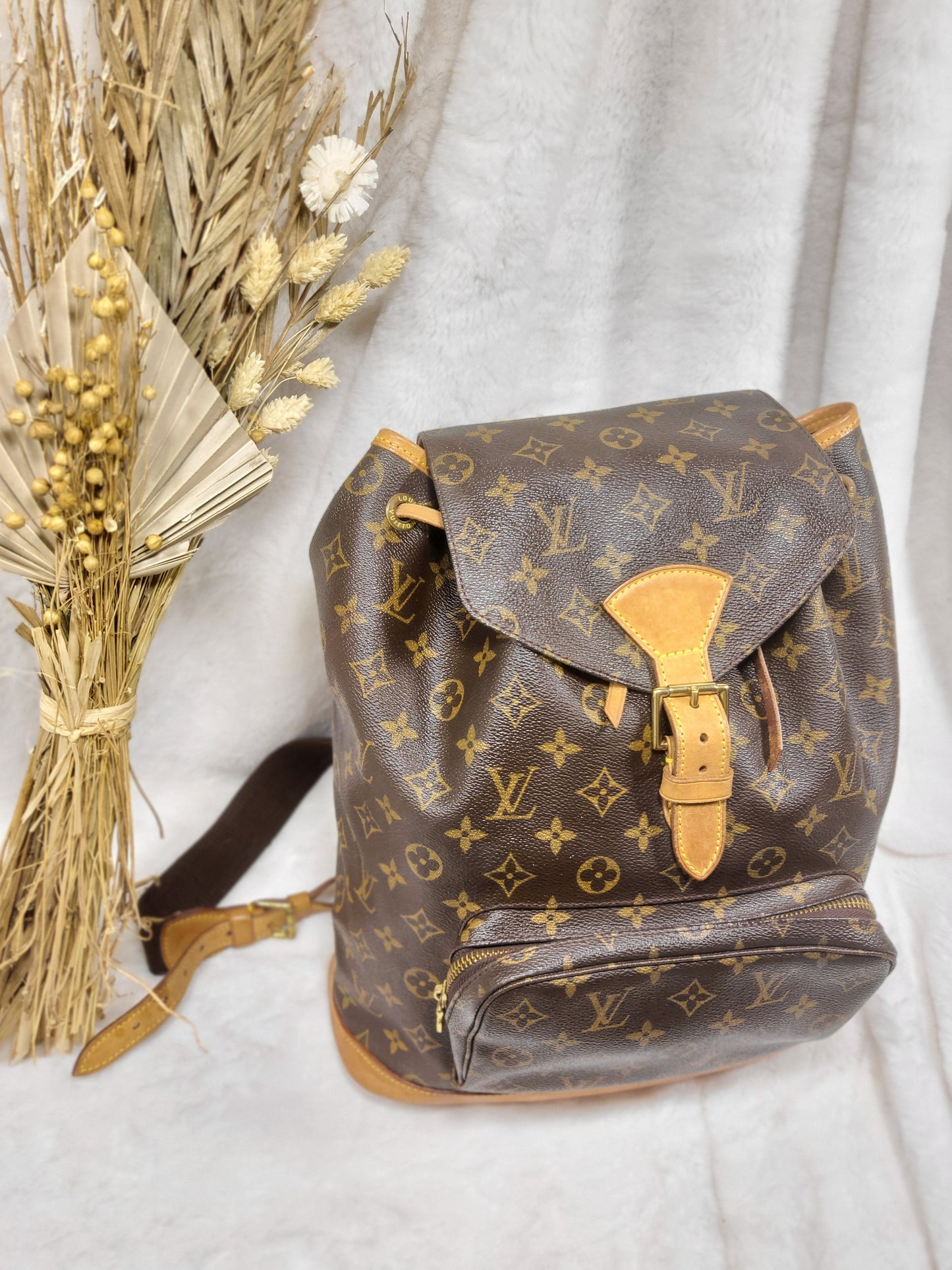 Authentic pre-owned Louis Vuitton Montsouris GM backpack