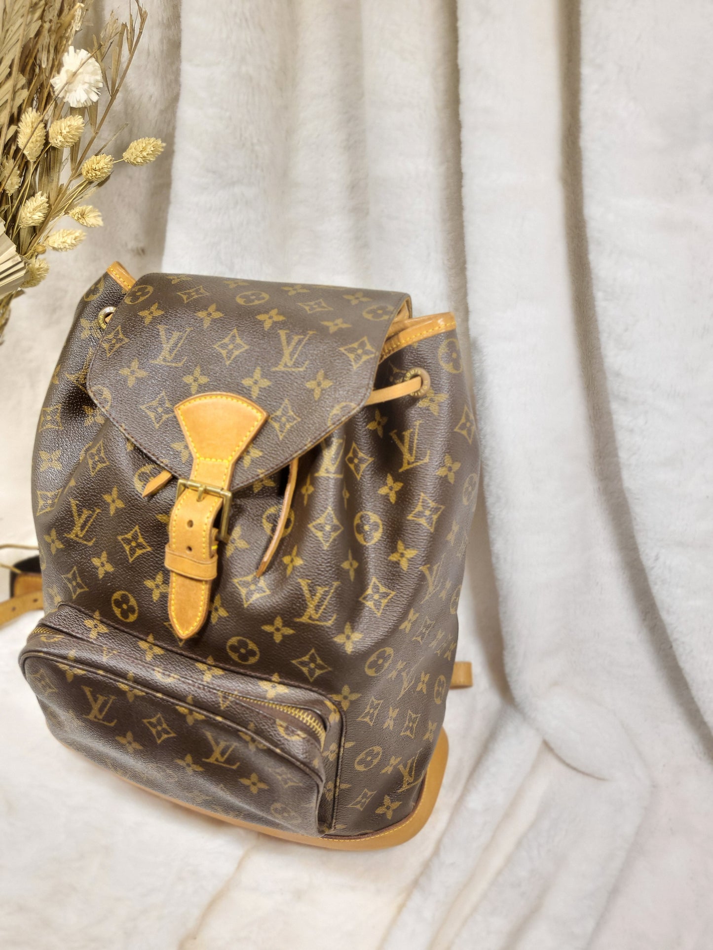 Authentic pre-owned Louis Vuitton Montsouris GM backpack
