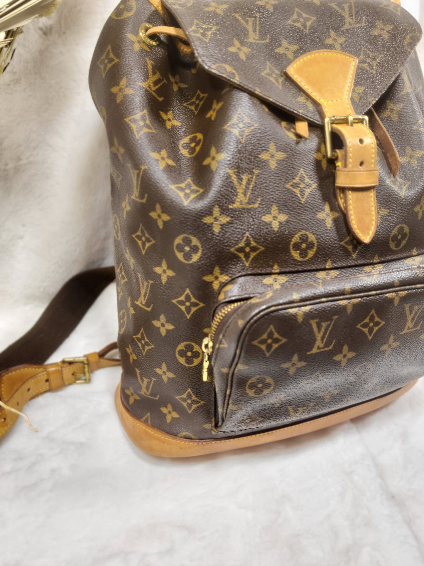 Authentic pre-owned Louis Vuitton Montsouris GM backpack