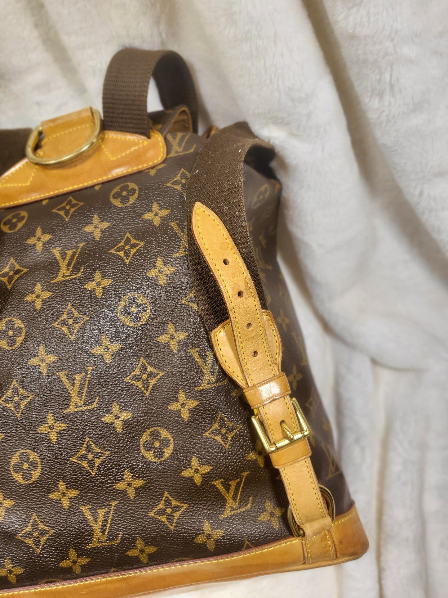 Authentic pre-owned Louis Vuitton Montsouris GM backpack