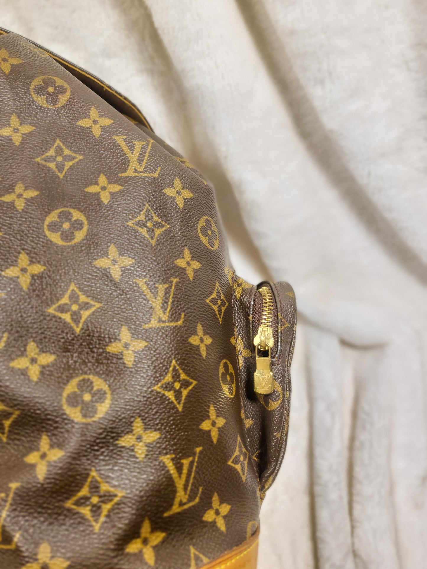 Authentic pre-owned Louis Vuitton Montsouris GM backpack
