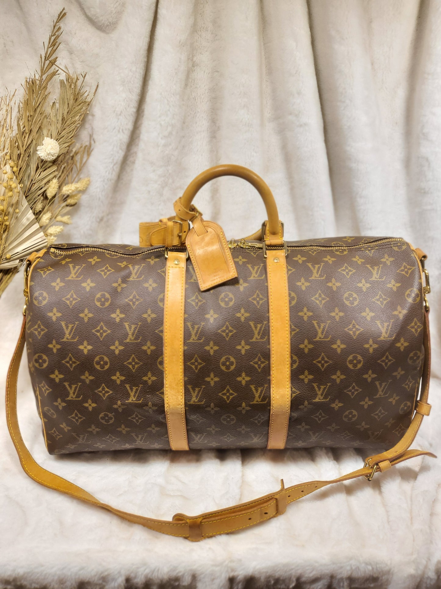 Authentic pre-owned Louis Vuitton Keepall 50 bandoliere travel duffel bag