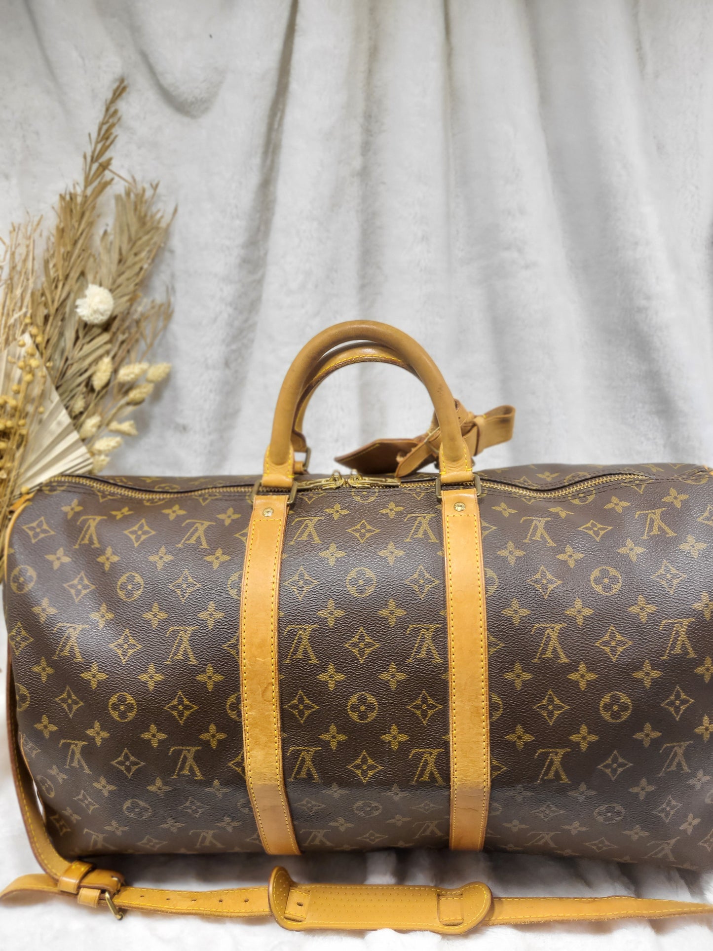 Authentic pre-owned Louis Vuitton Keepall 50 bandoliere travel duffel bag