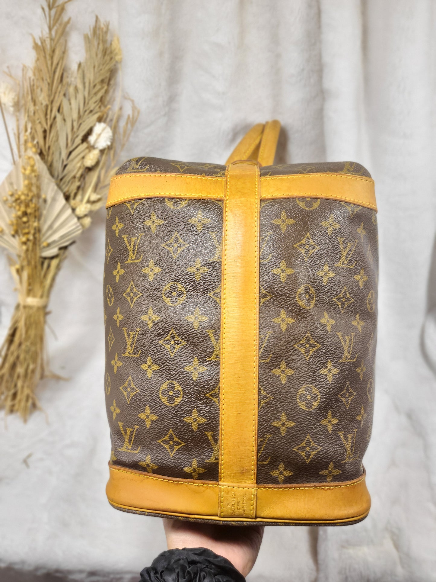 Authentic pre-owned Louis Vuitton Cruiser 40