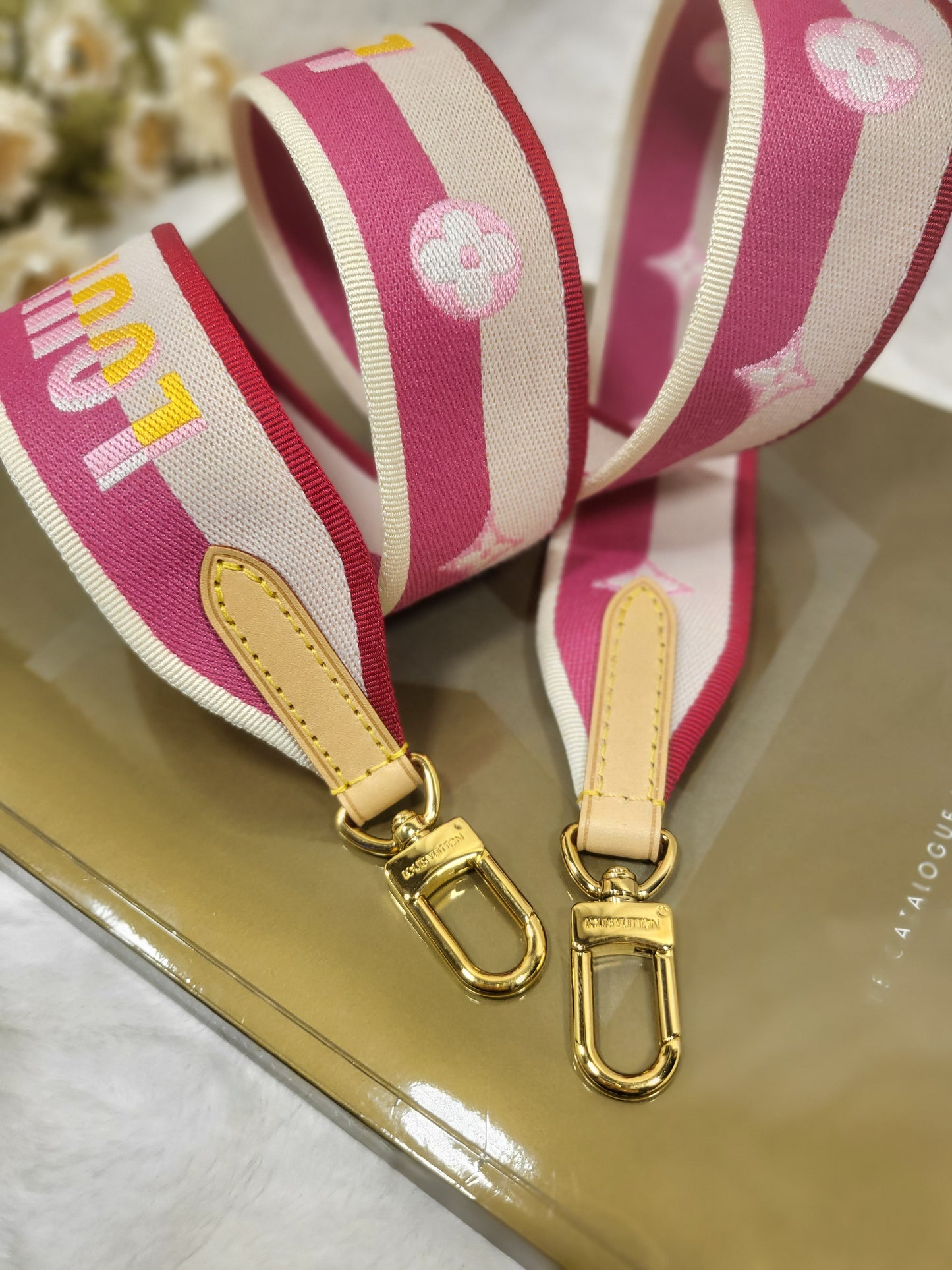 Authentic pre-owned Louis Vuitton Speedy 20 bandoliere strap fuscia