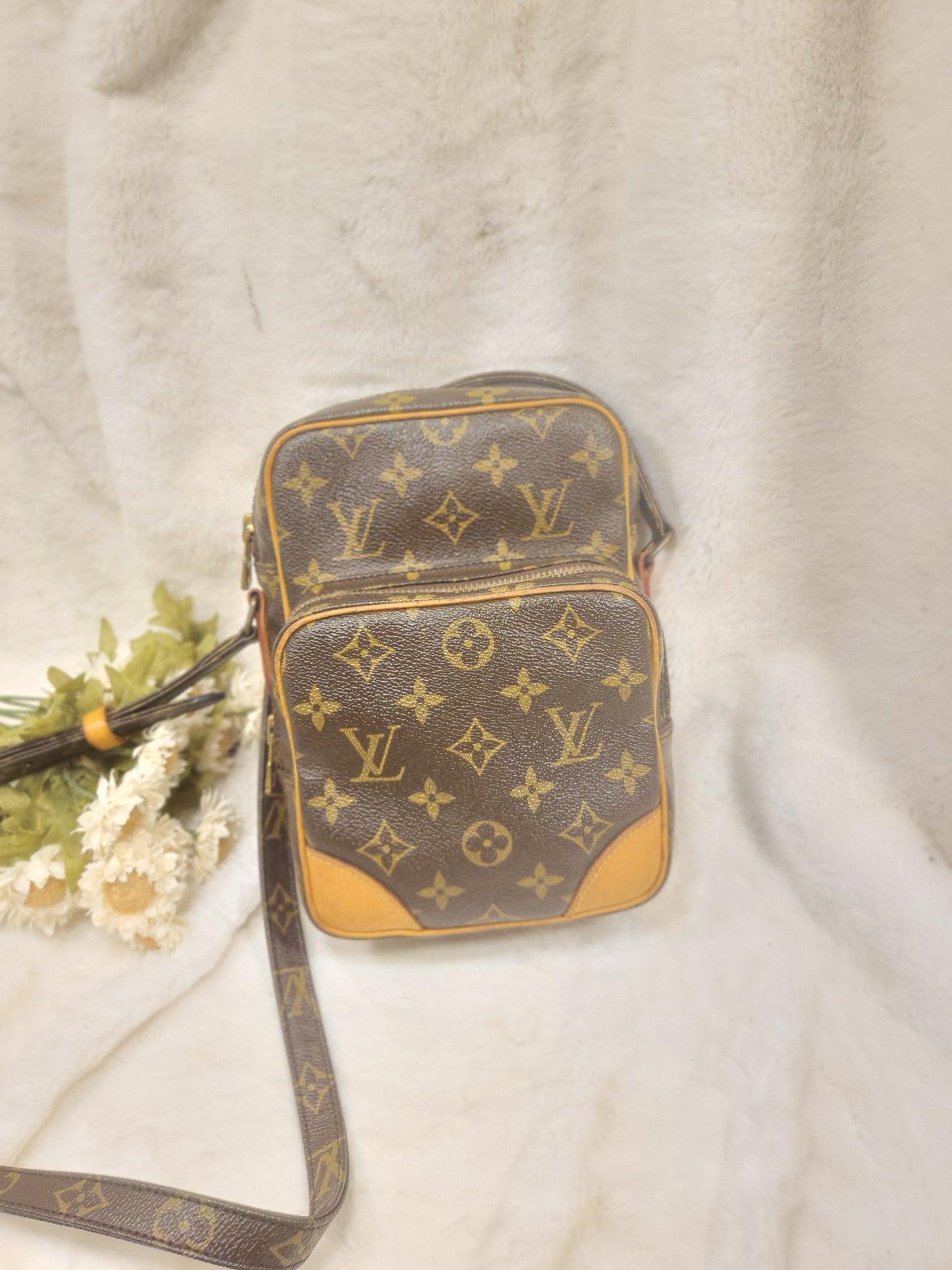Authentic pre-owned Louis Vuitton Amazone pm crossbody shoulder bag