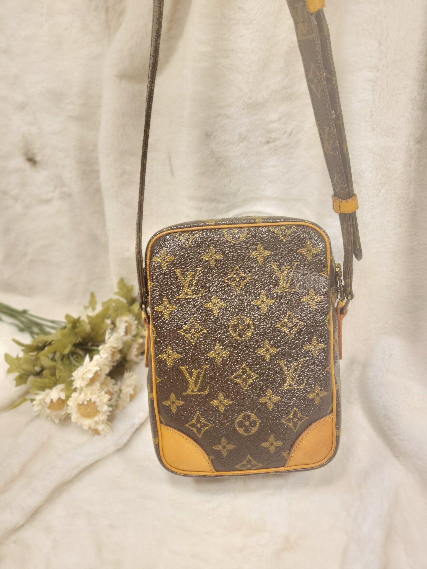 Authentic pre-owned Louis Vuitton Amazone pm crossbody shoulder bag