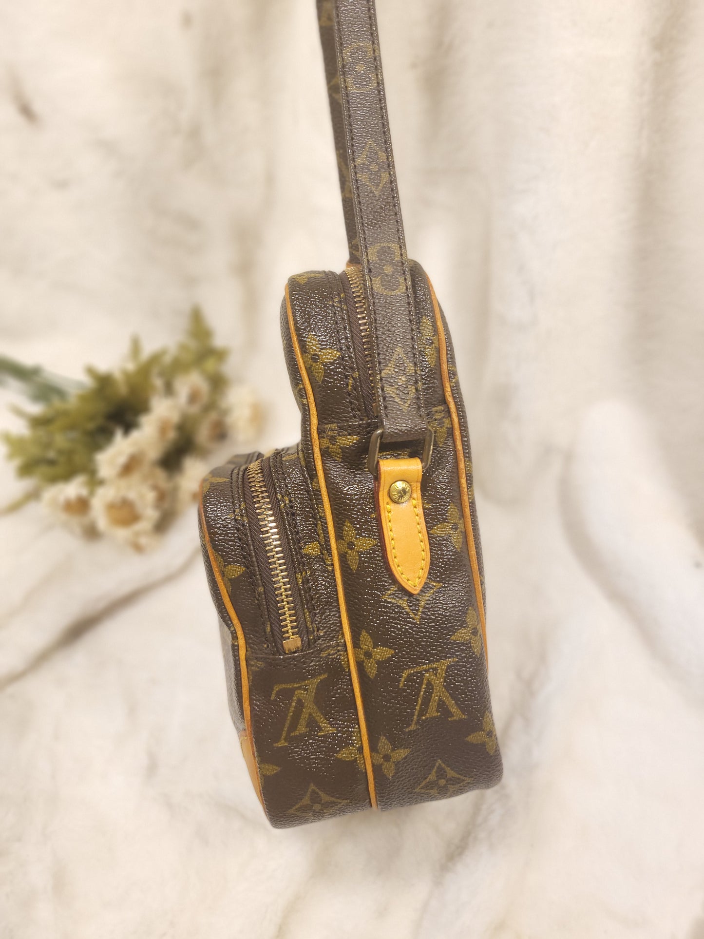 Authentic pre-owned Louis Vuitton Amazone pm crossbody shoulder bag