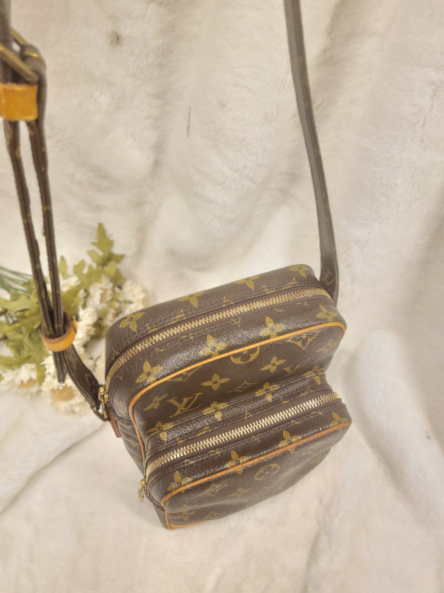 Authentic pre-owned Louis Vuitton Amazone pm crossbody shoulder bag