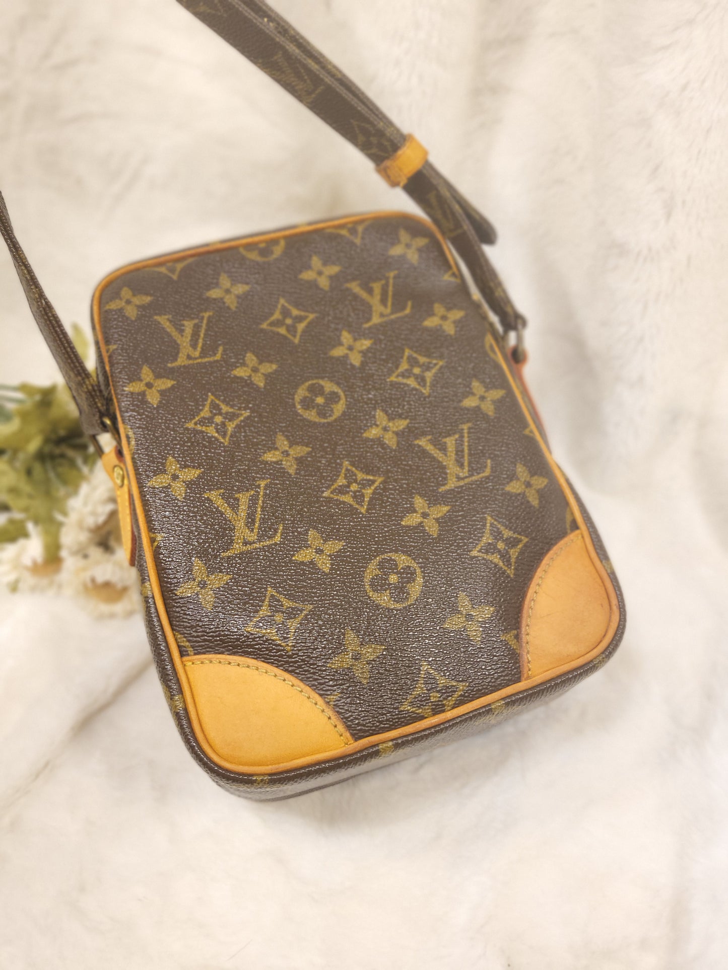 Authentic pre-owned Louis Vuitton Amazone pm crossbody shoulder bag