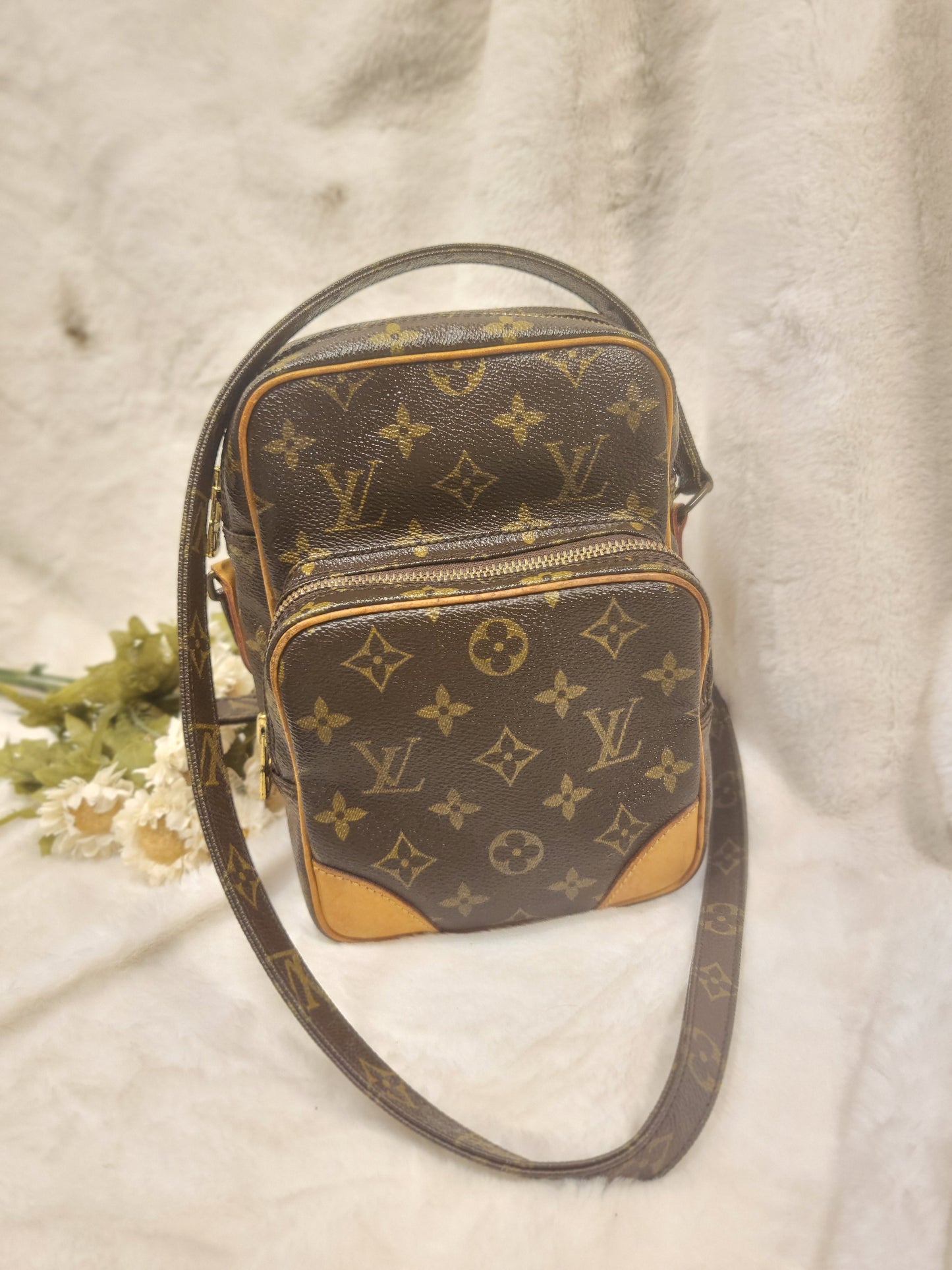 Authentic pre-owned Louis Vuitton Amazone pm crossbody shoulder bag