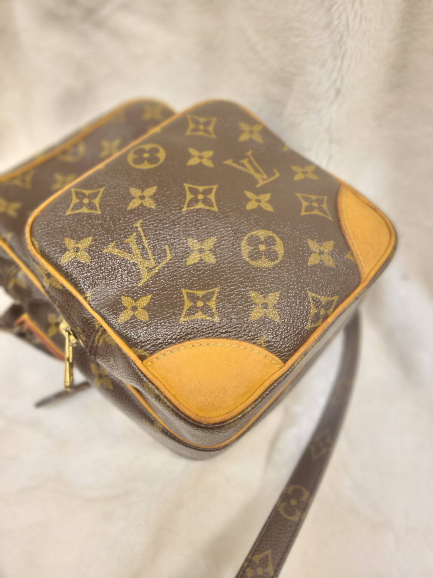 Authentic pre-owned Louis Vuitton Amazone pm crossbody shoulder bag