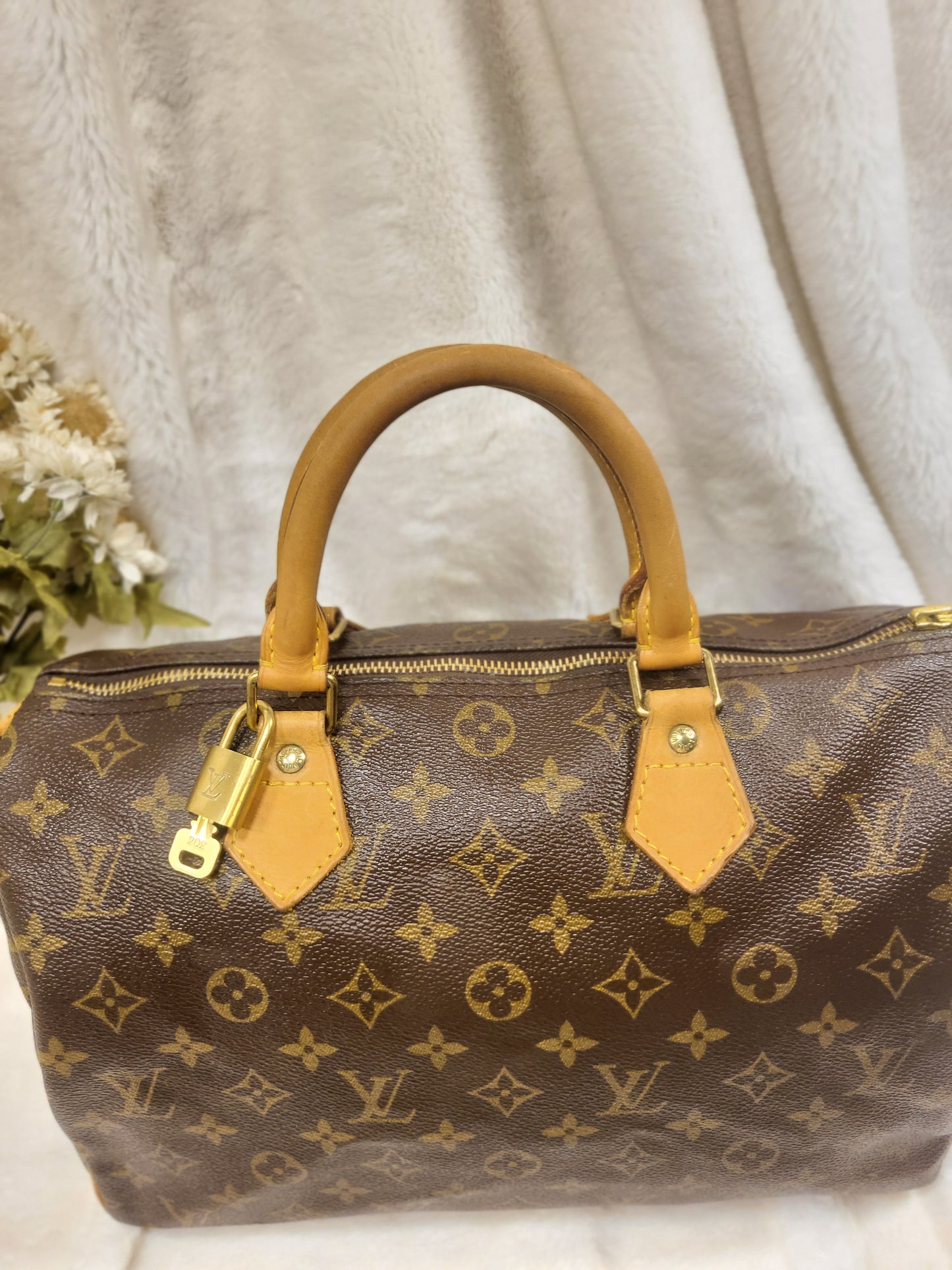Authentic pre-owned Louis Vuitton Speedy 30