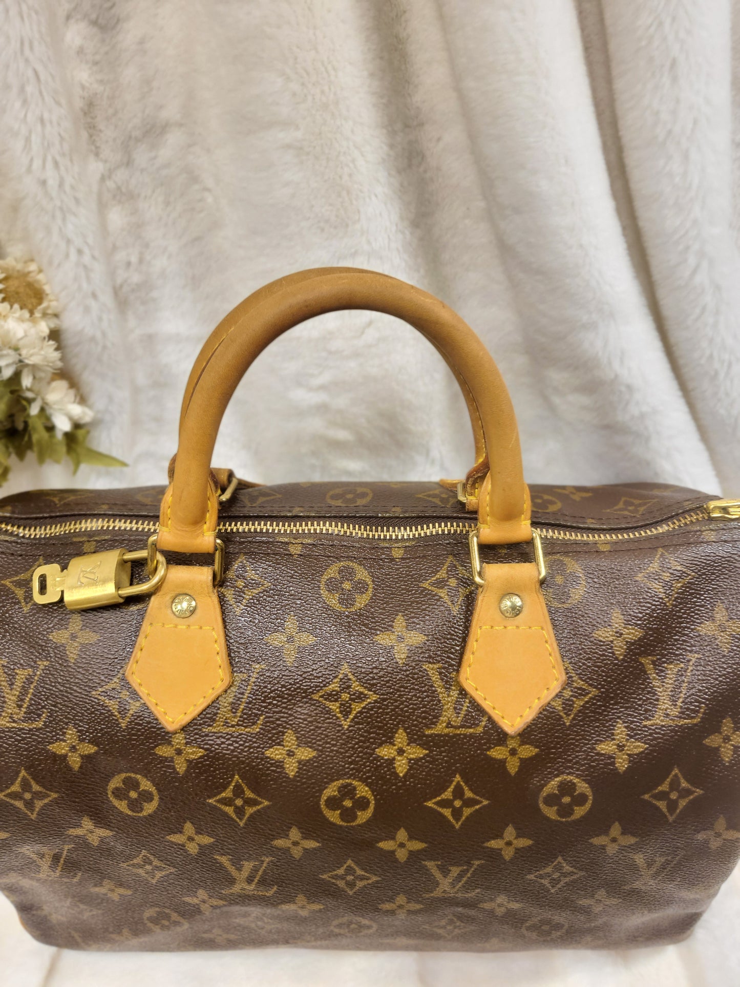 Authentic pre-owned Louis Vuitton Speedy 30