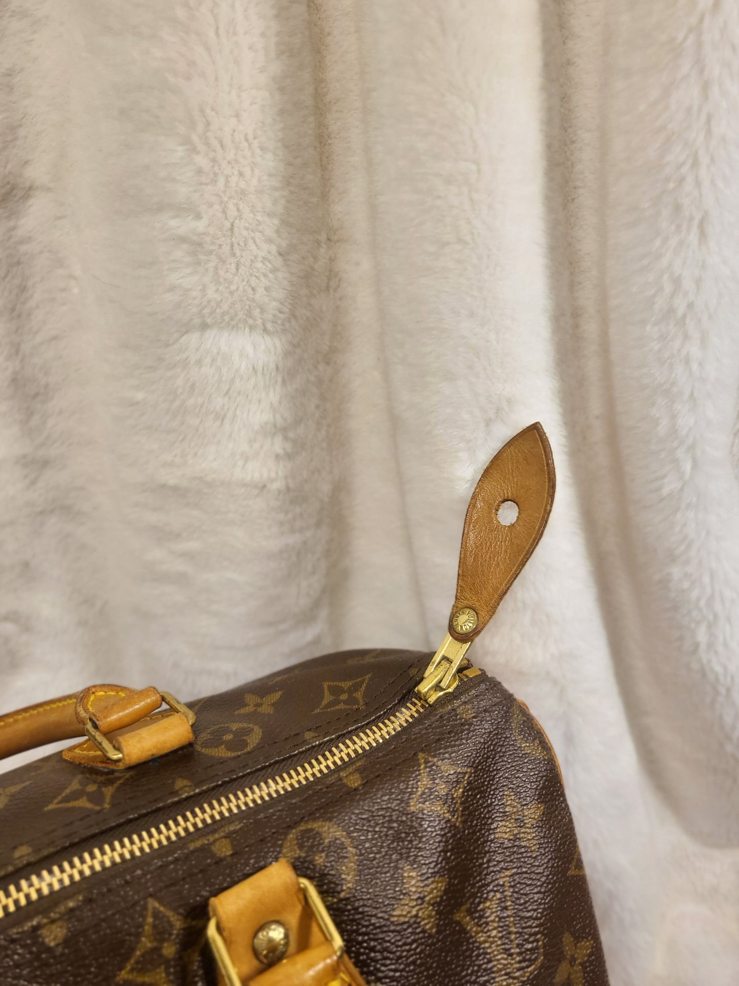 Authentic pre-owned Louis Vuitton Speedy 30