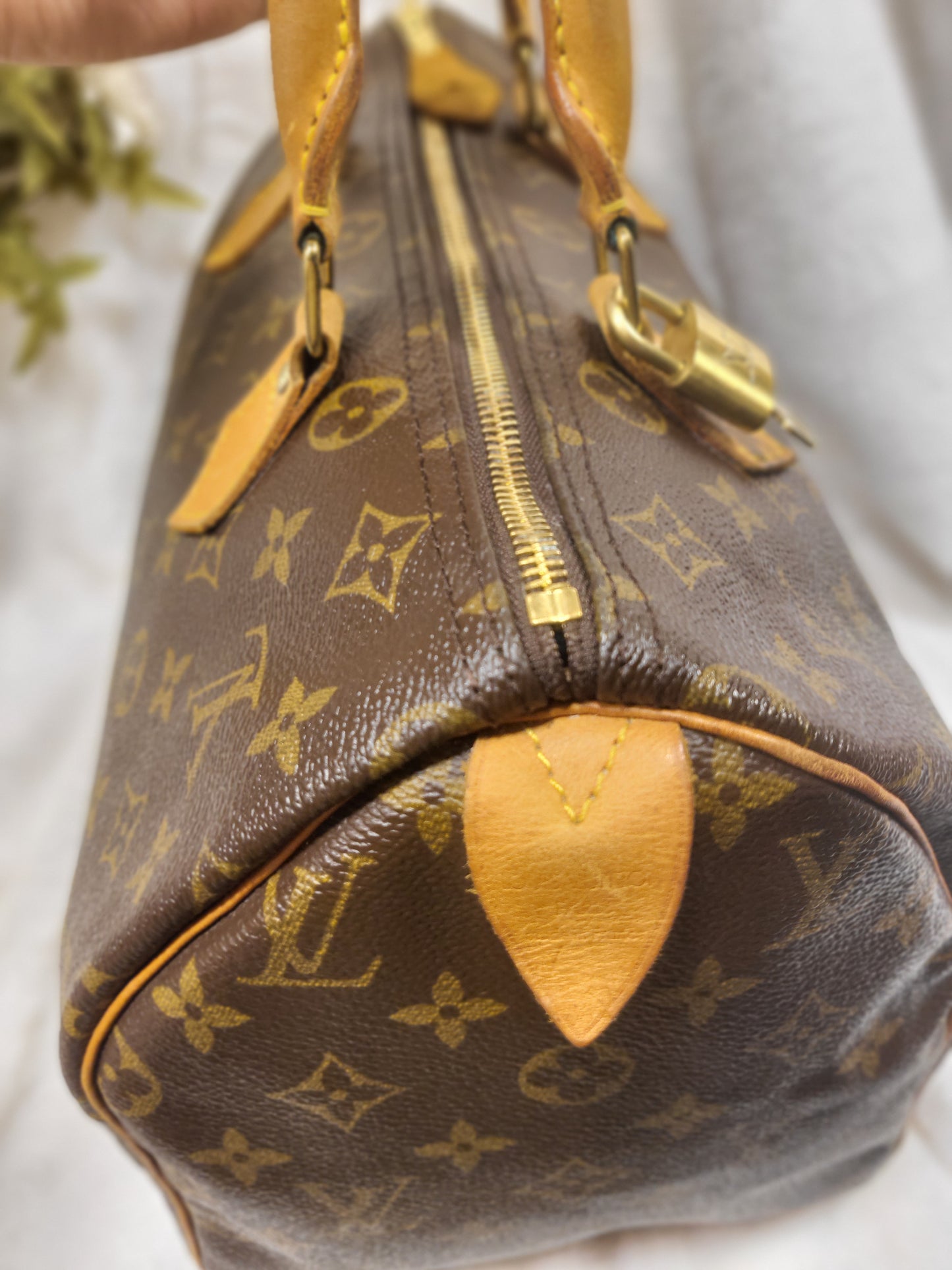 Authentic pre-owned Louis Vuitton Speedy 30