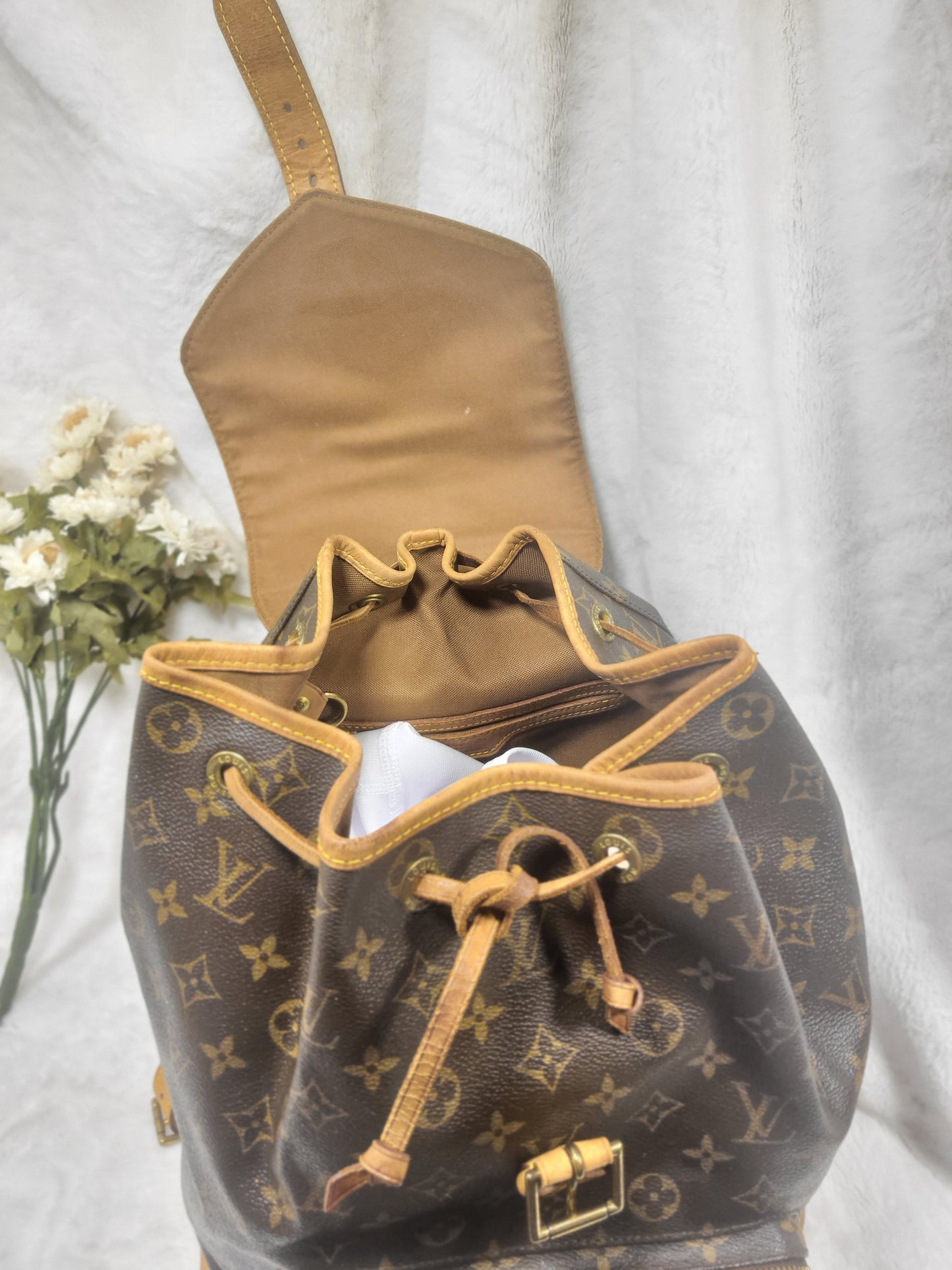 Authentic pre-owned Louis Vuitton Montsouris GM backpack